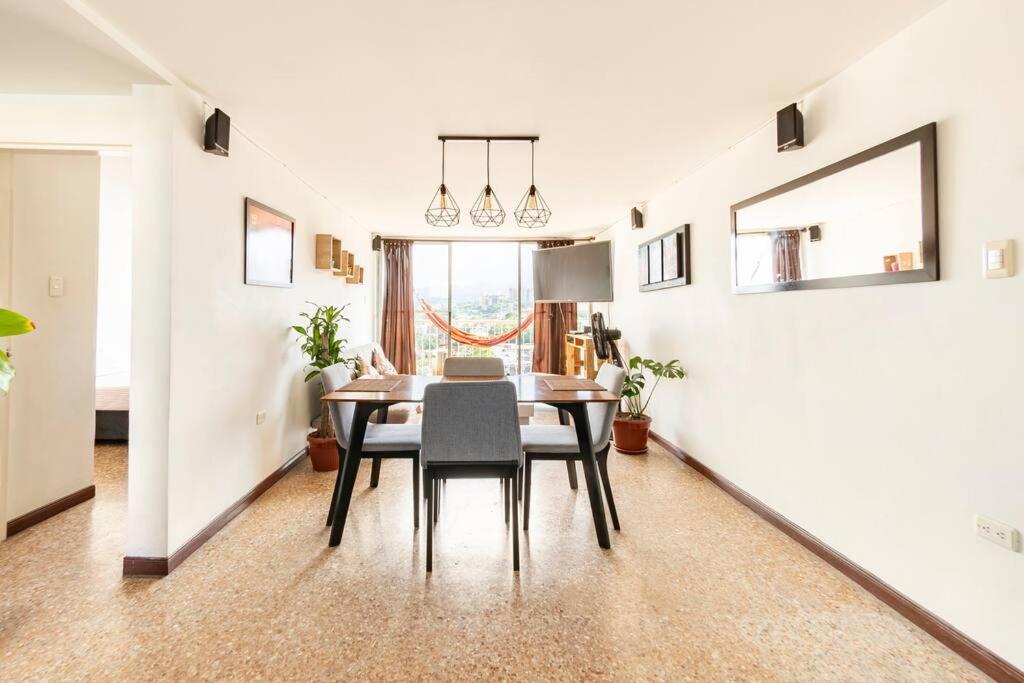 Apartamento en cali, miraflores vista panorámica y ubicación central