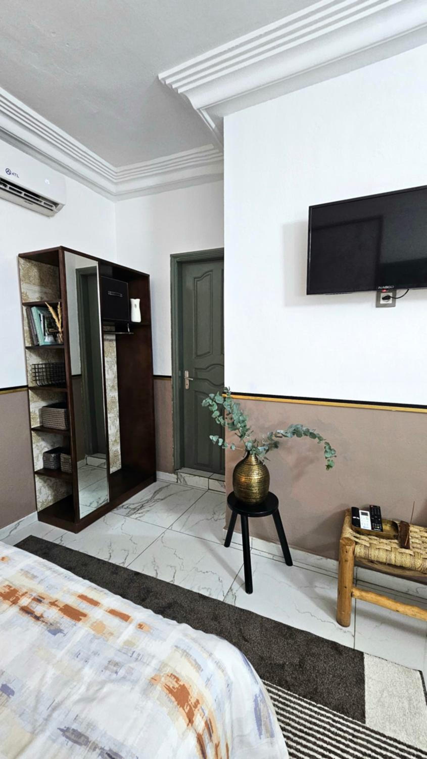 hotel room