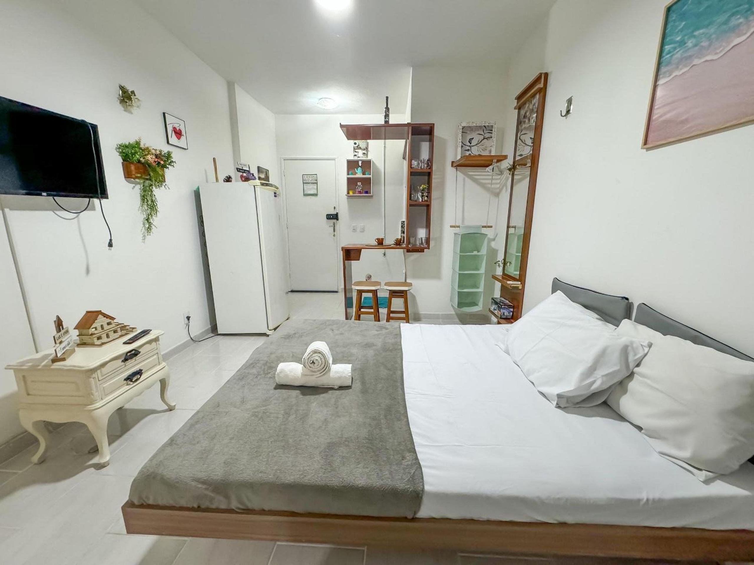 Loft estiloso no coração da Lapa - Cozinha equipada - Portaria 24h - Arcos da Lapa - Escadaria Selarón