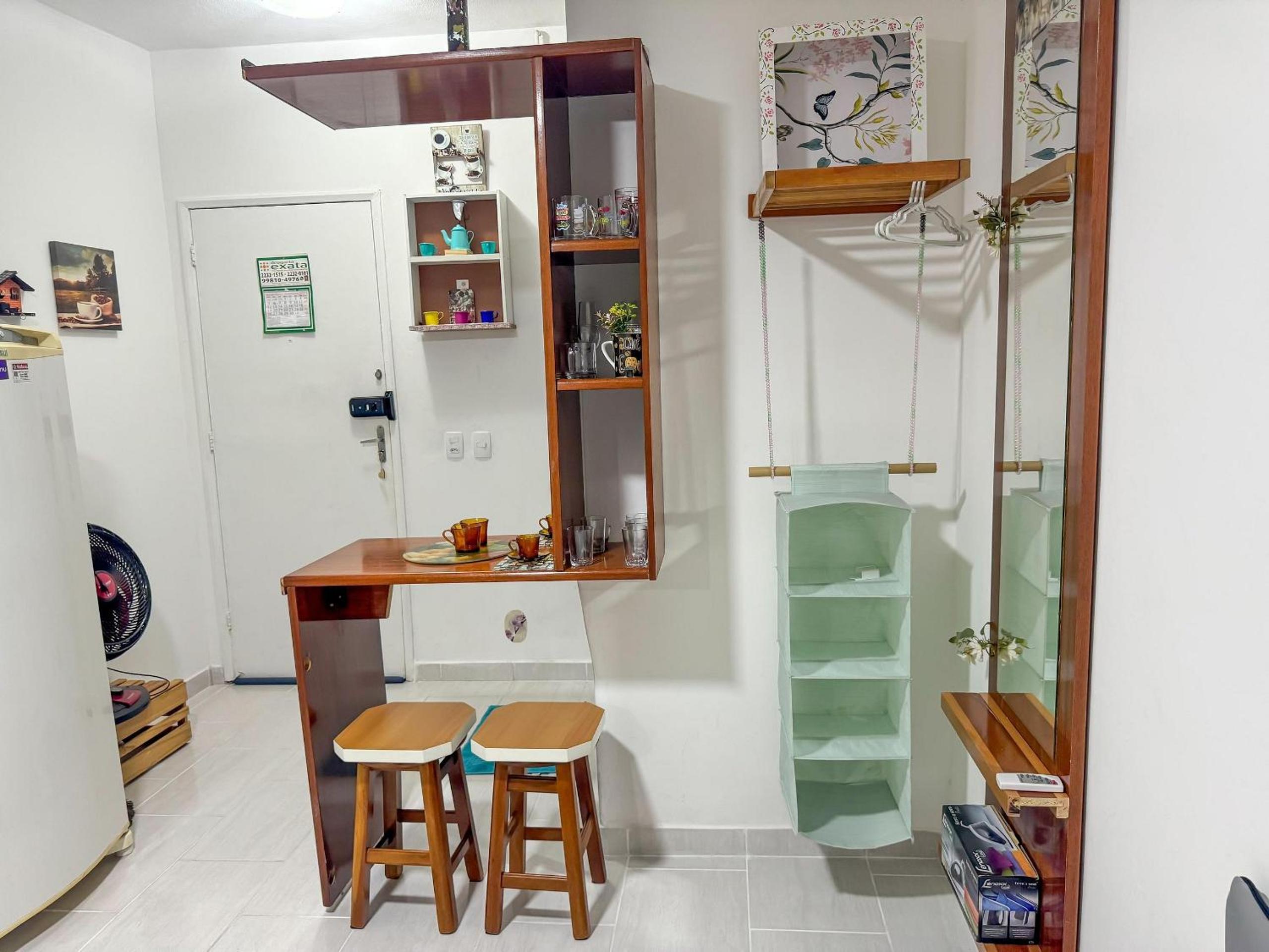 Loft estiloso no coração da Lapa - Cozinha equipada - Portaria 24h - Arcos da Lapa - Escadaria Selarón