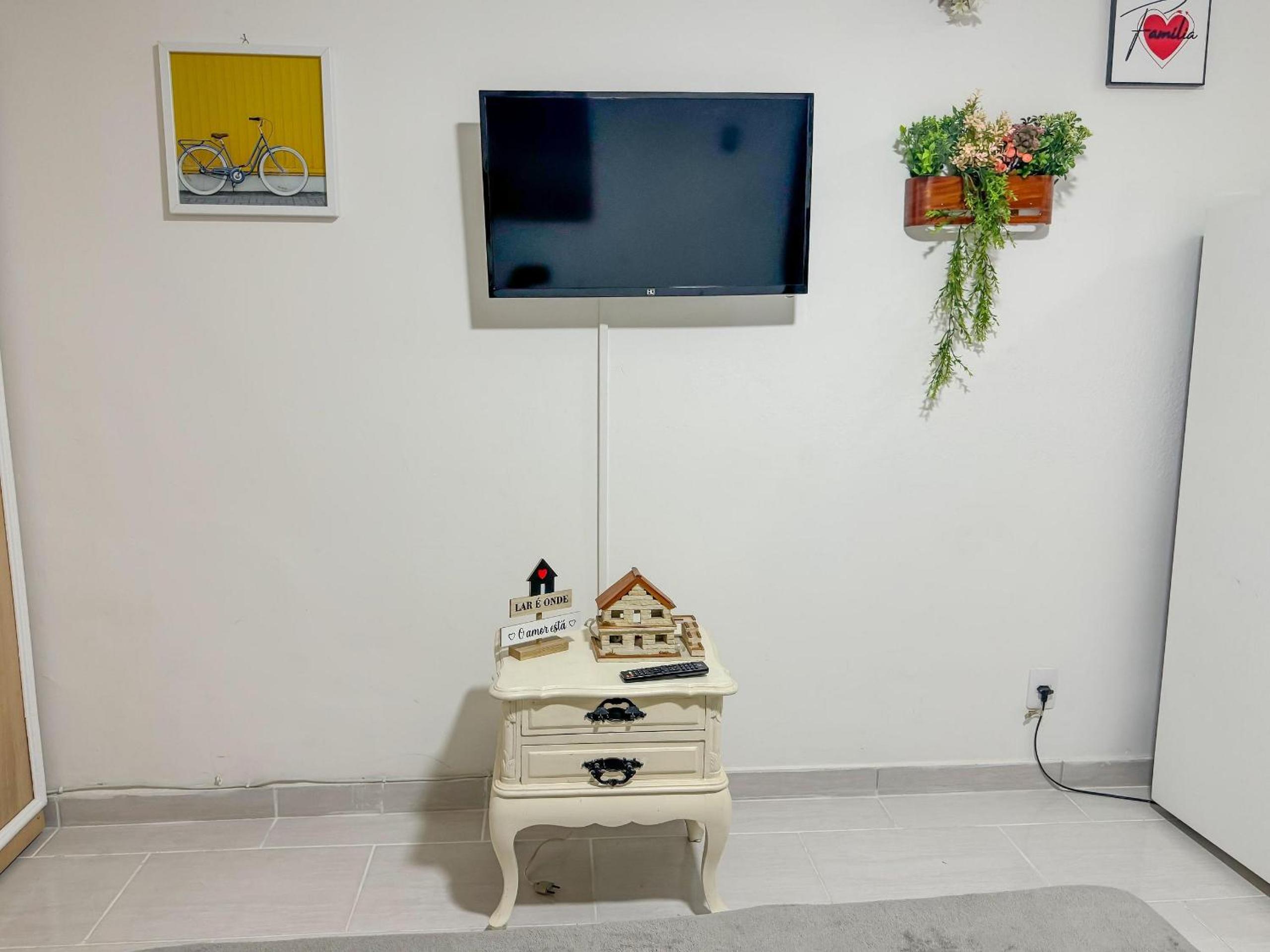 Loft estiloso no coração da Lapa - Cozinha equipada - Portaria 24h - Arcos da Lapa - Escadaria Selarón