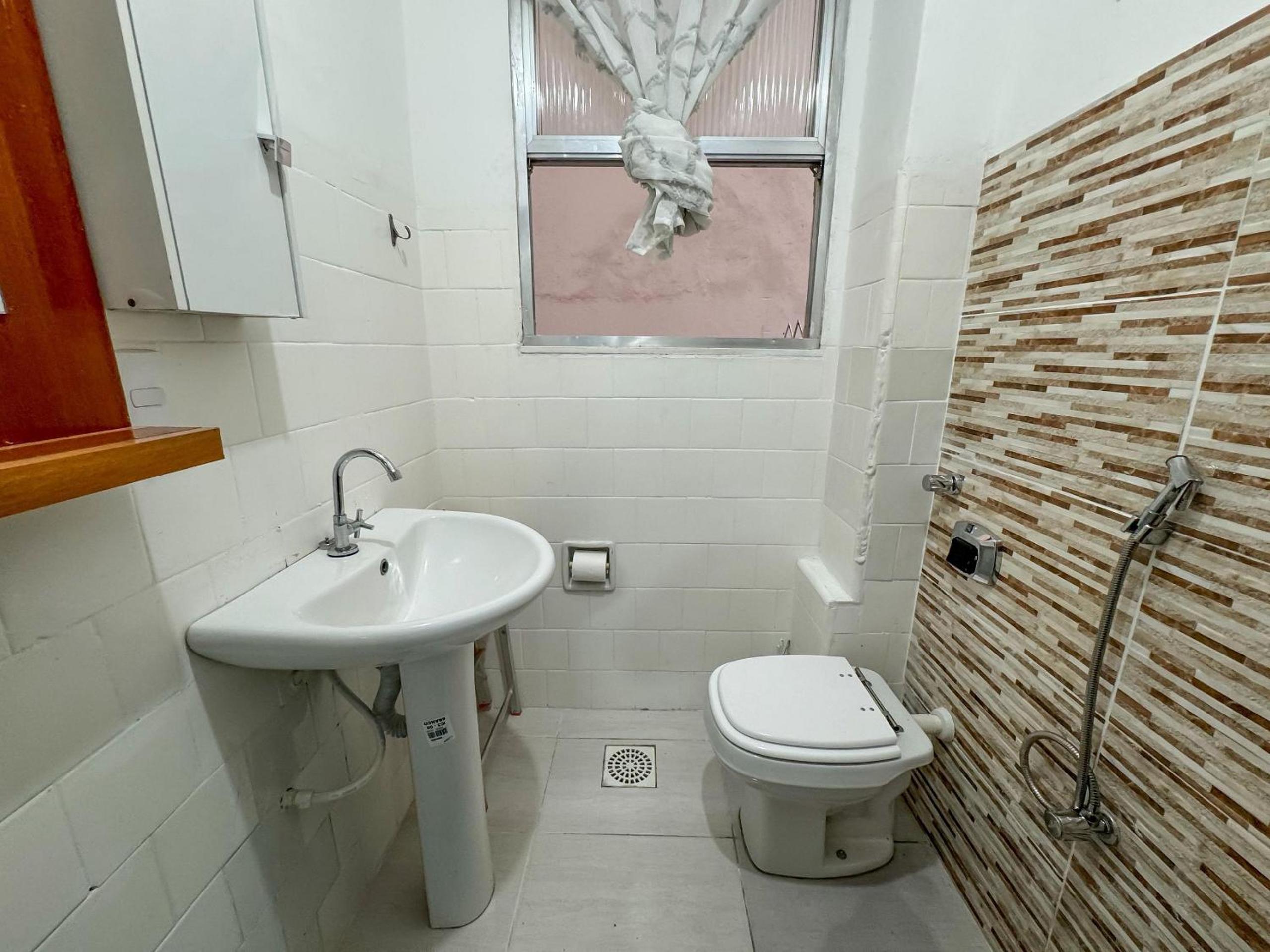 Loft estiloso no coração da Lapa - Cozinha equipada - Portaria 24h - Arcos da Lapa - Escadaria Selarón
