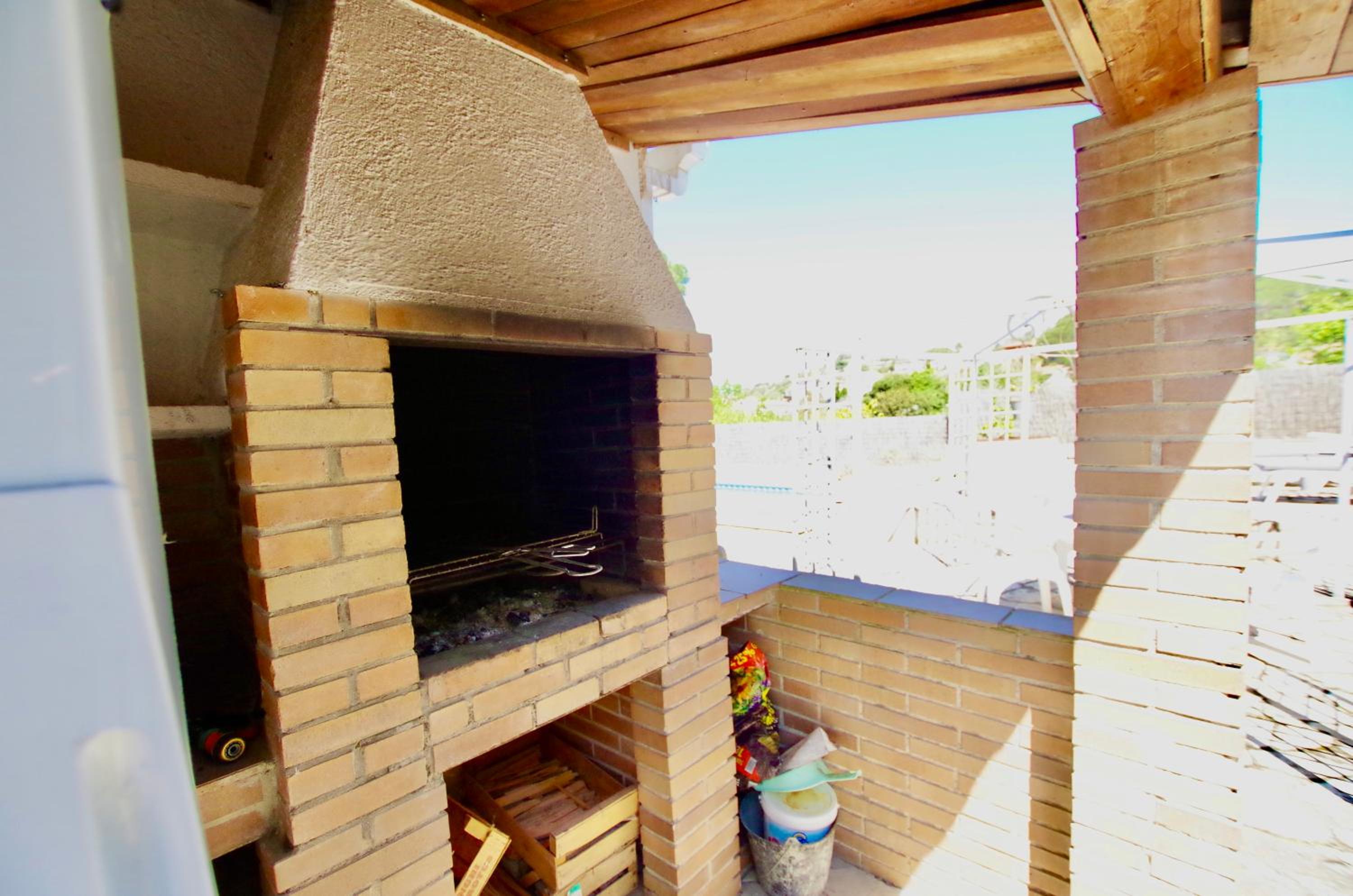 V&V LLORET-VILLA ROSER preciosa casa con piscina privada y hermoso jardín en zona tranquila view 4