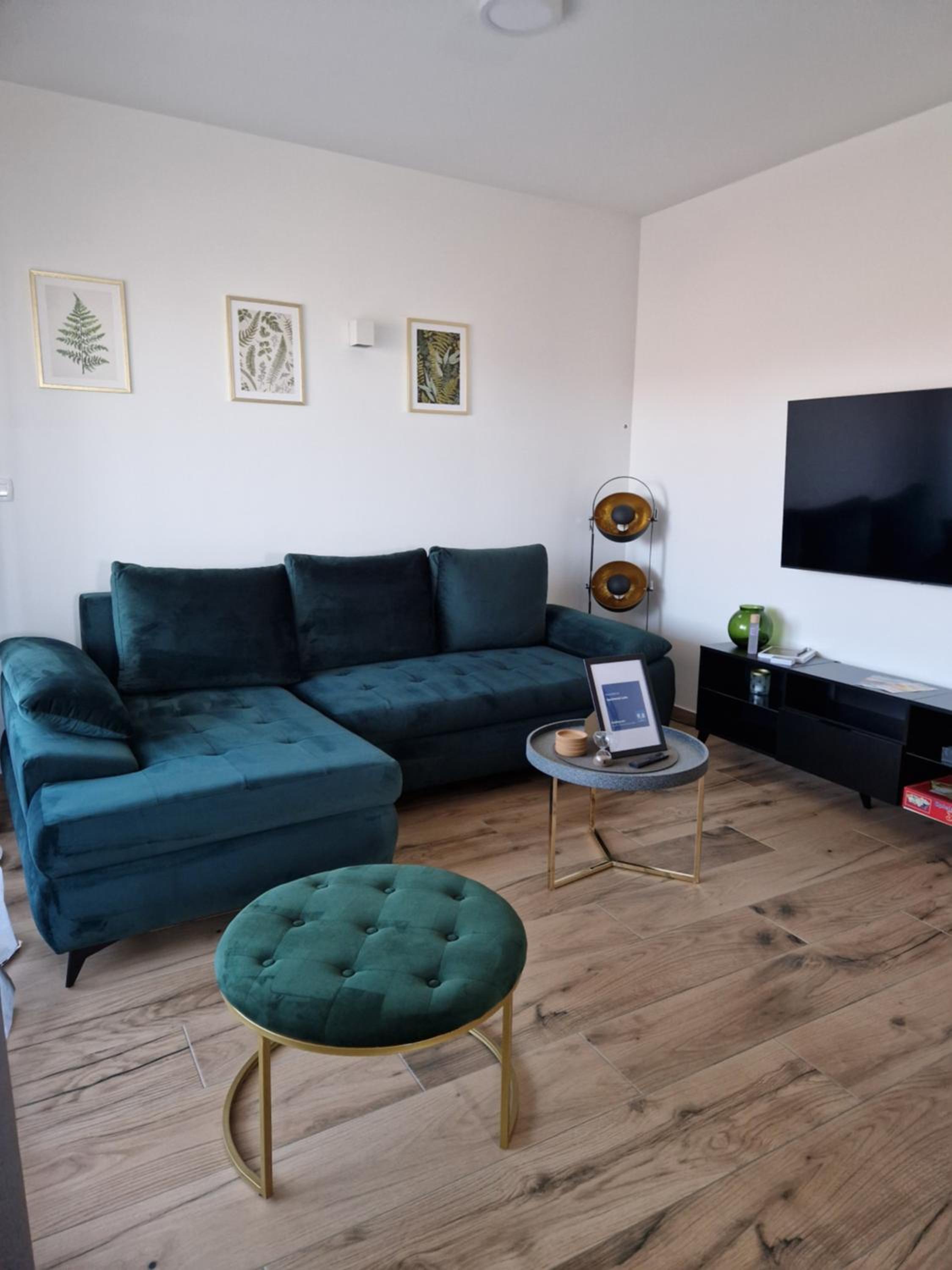 Apartment Luka