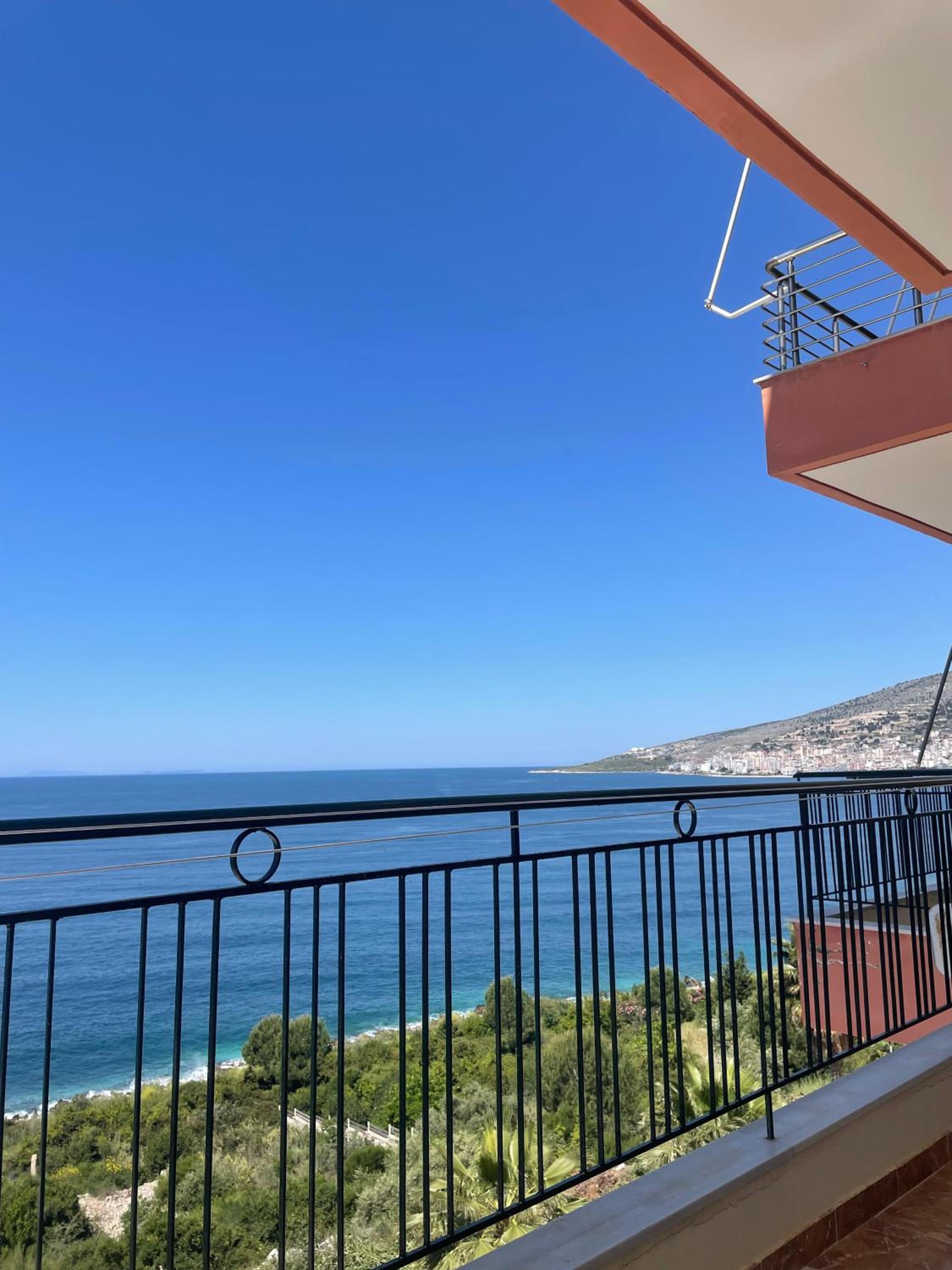 Lovely 3-bedroom apartment Rei