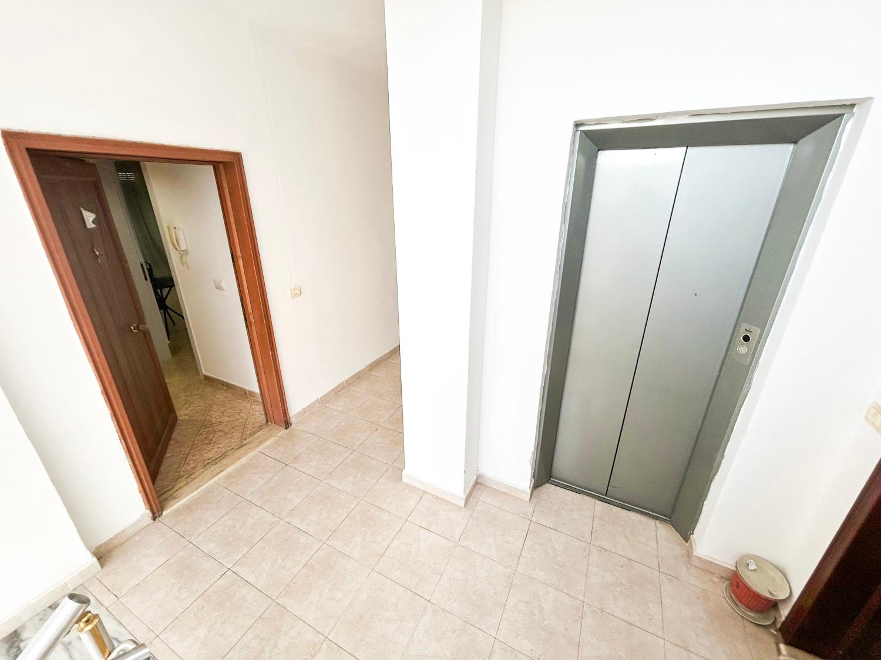 Sea view apartment 860