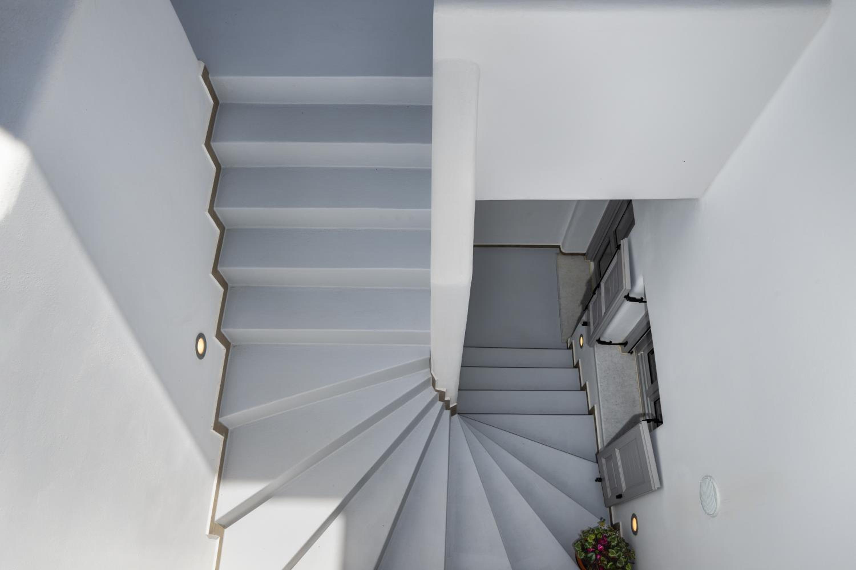 Montrez Studio Santorini