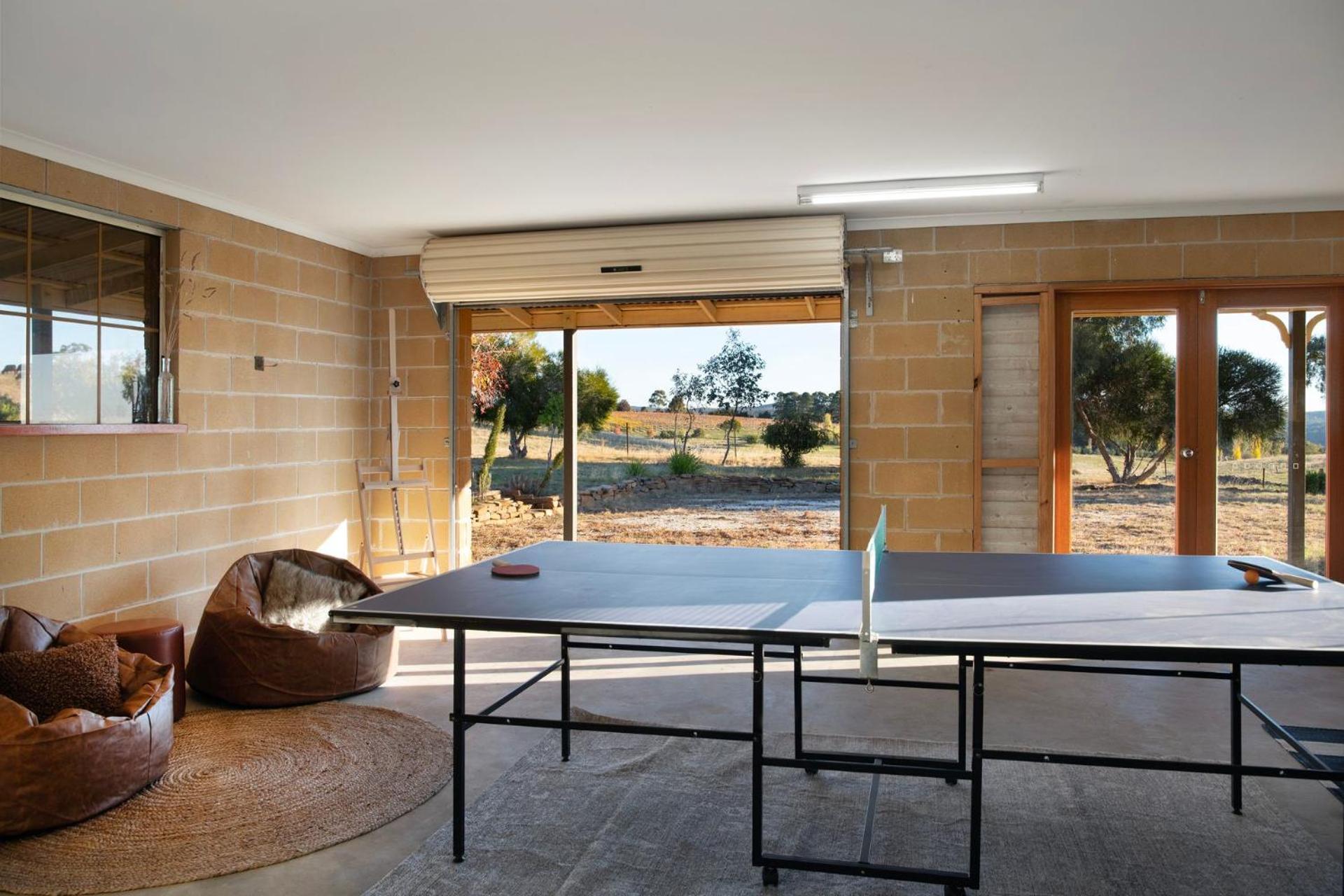 Sunset Retreat - 4 bedroom home with sunset views
