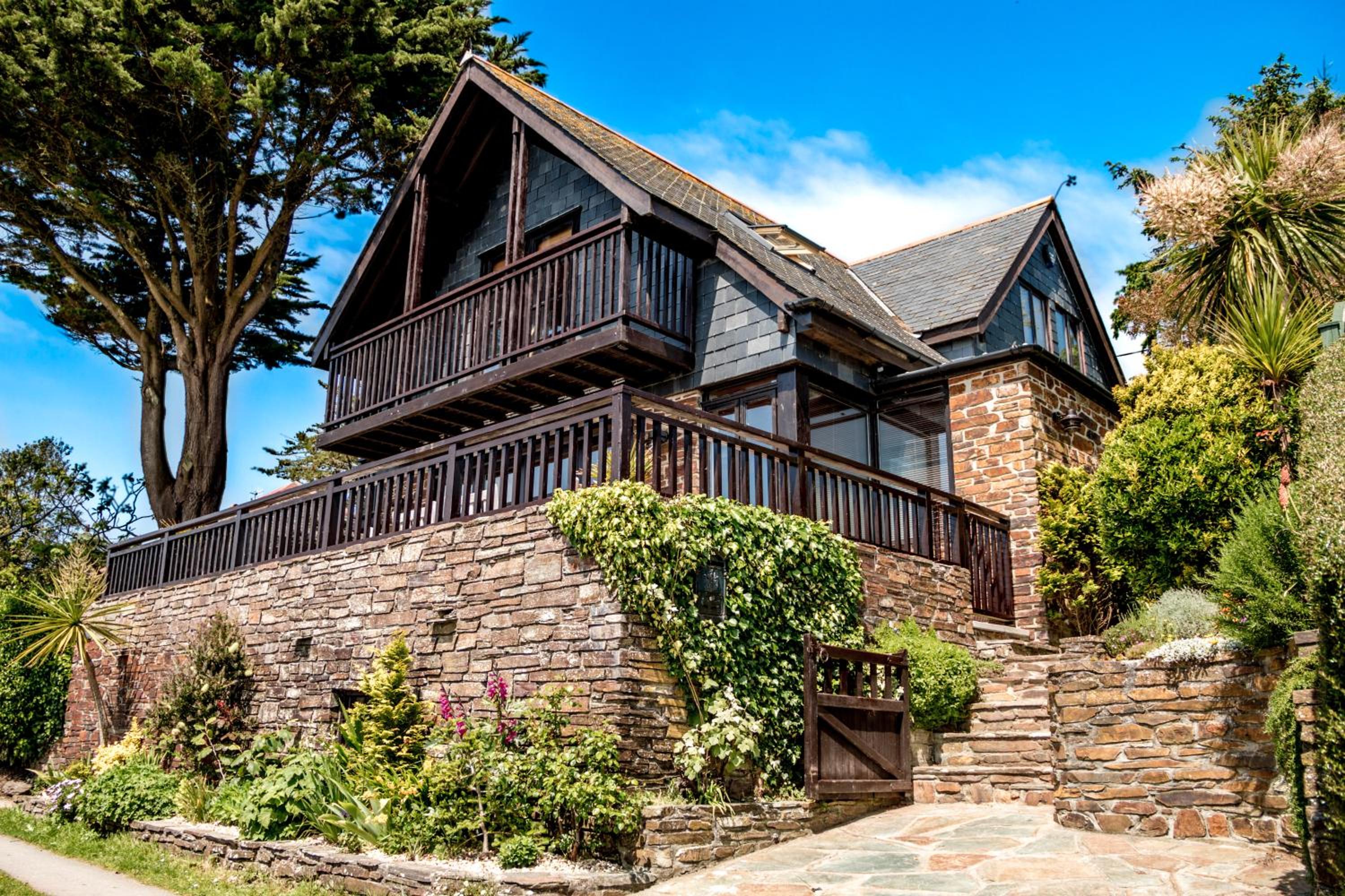 Seaside Fairy Tale Swiss Chalet〜The Best Sea Views view 3
