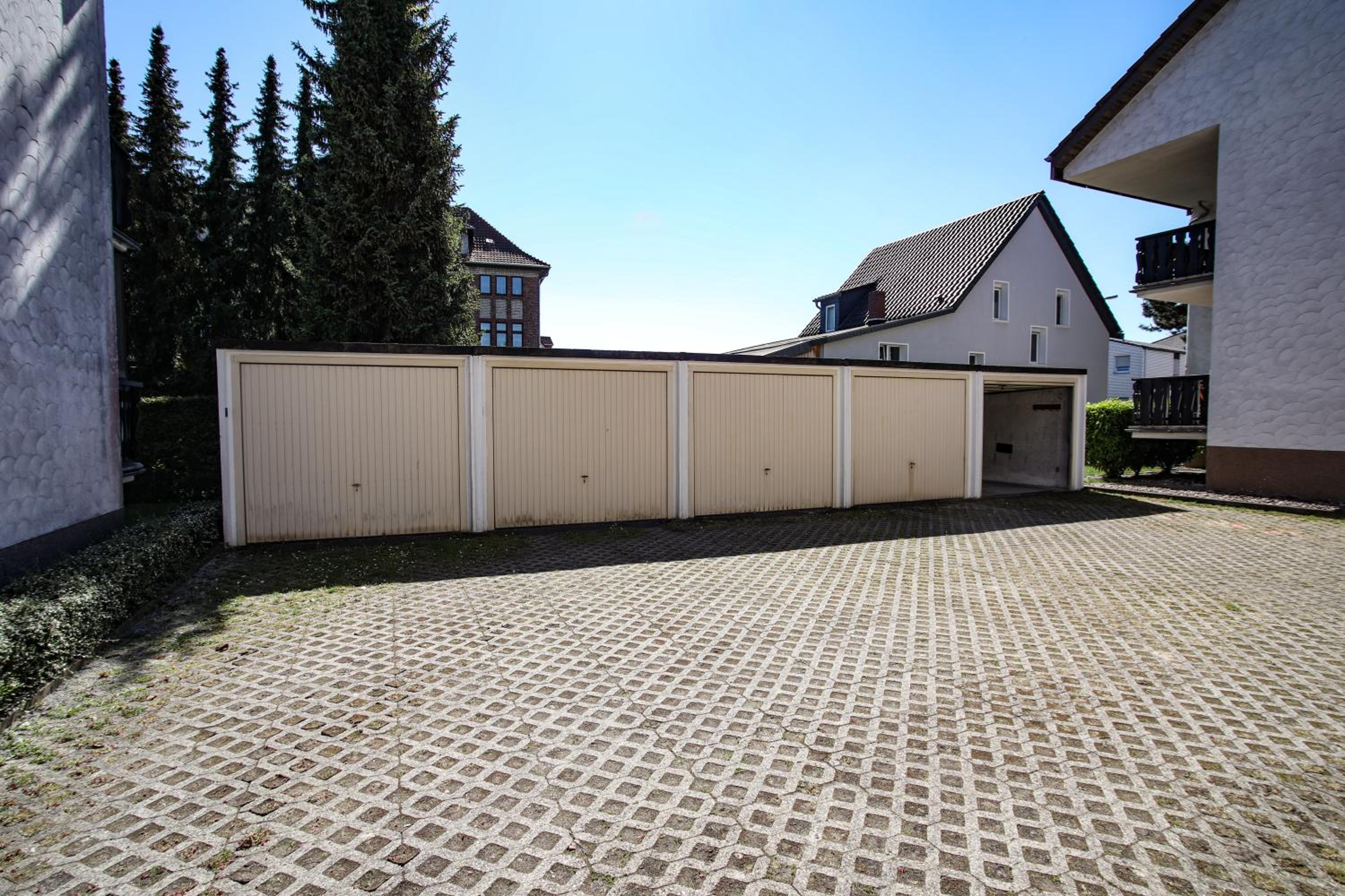 Zentral - Gemütlich - Küche - Balkon - Garage