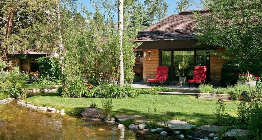 Aspen's Lodge
