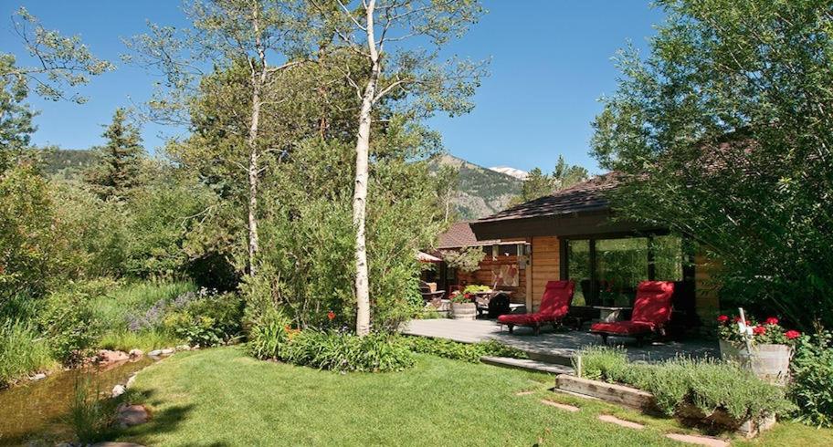 Aspen's Lodge