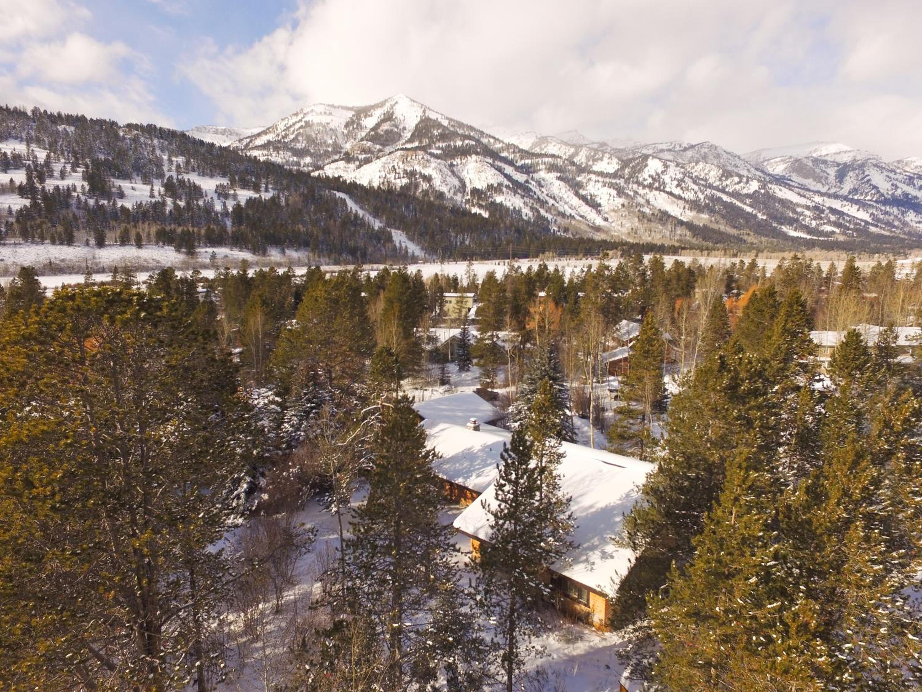 Aspen's Lodge