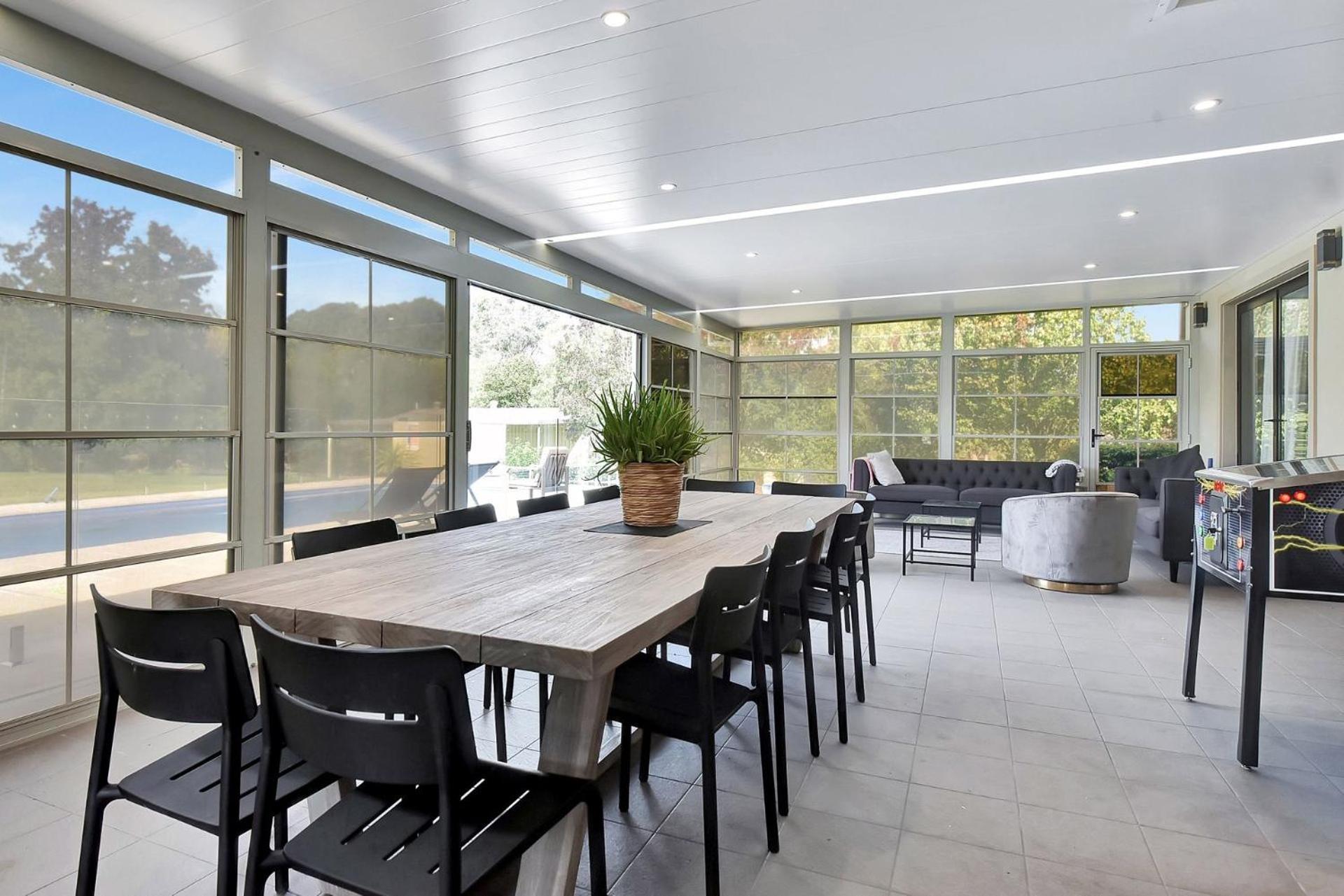 Luxury Hunter Valley Manor Estate Located in Central Hunter Valley