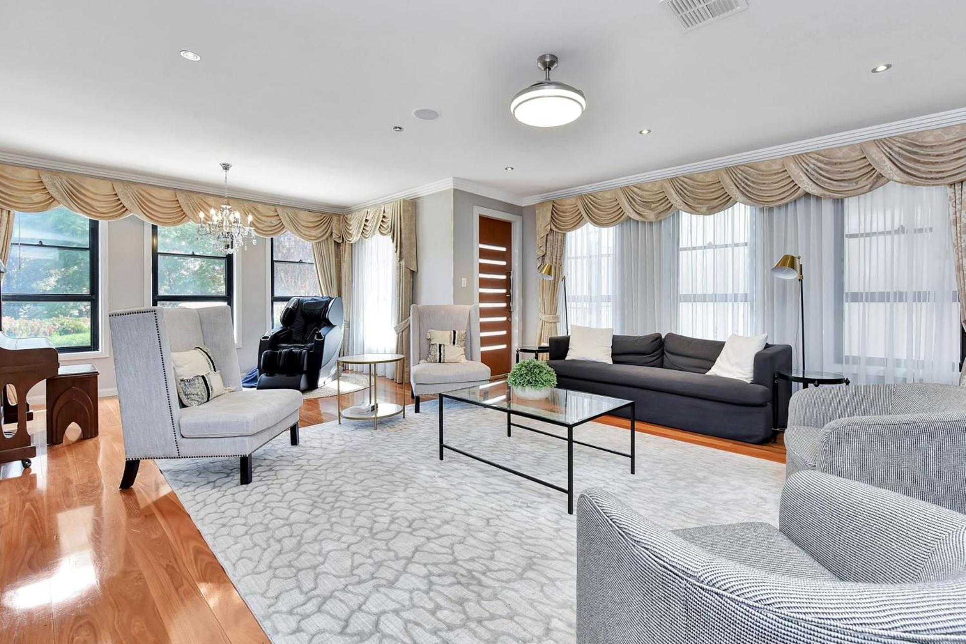 Luxury Hunter Valley Manor Estate Located in Central Hunter Valley
