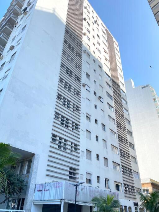 Apartamento Guarujá, Frente Mar! Pé na Areia, TOP!