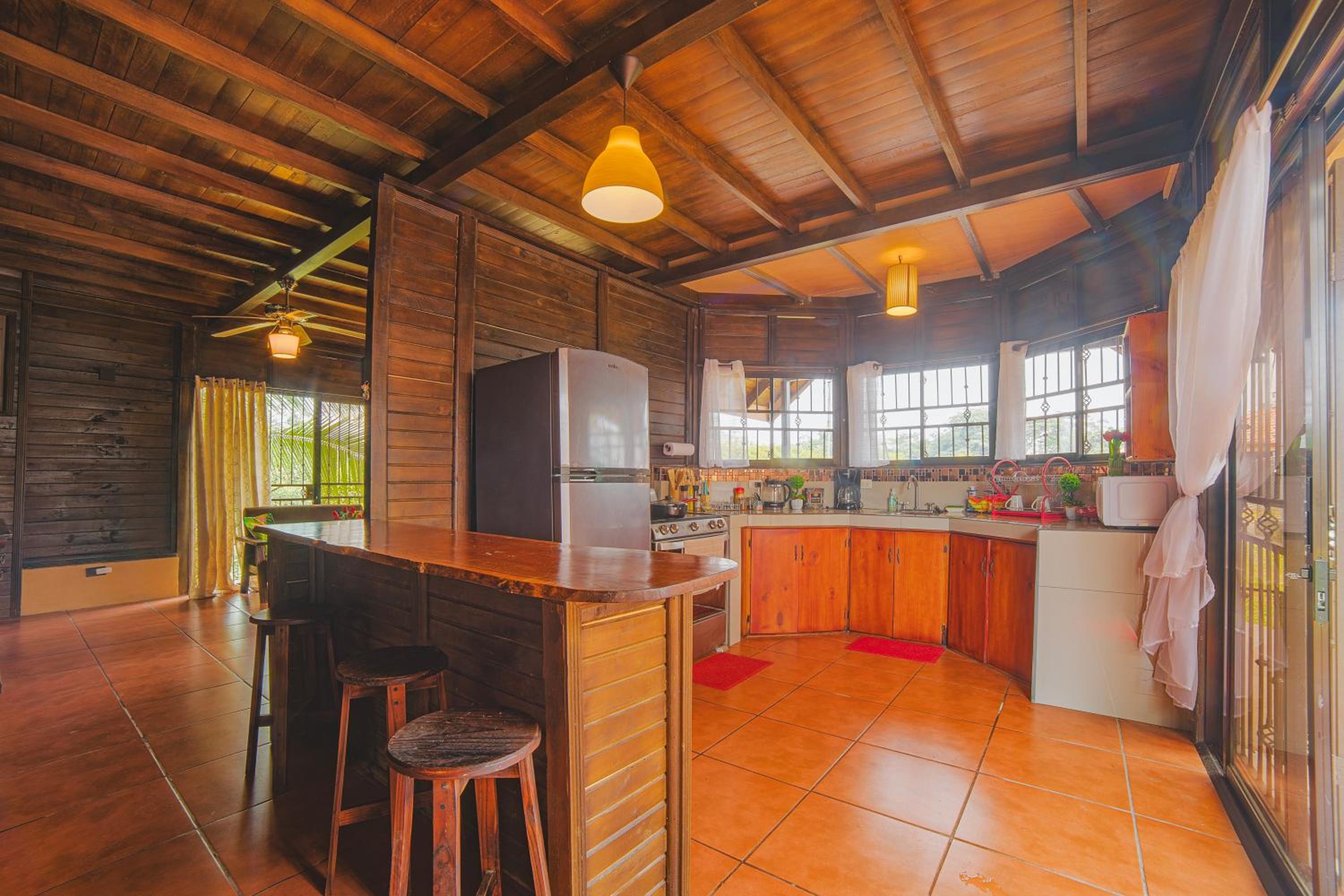 The Toucan Nest - AC, Gated & Pool