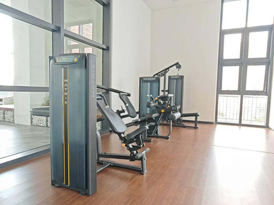 Chambers A Studio Flat, KLCC & KL Tower ,view in City