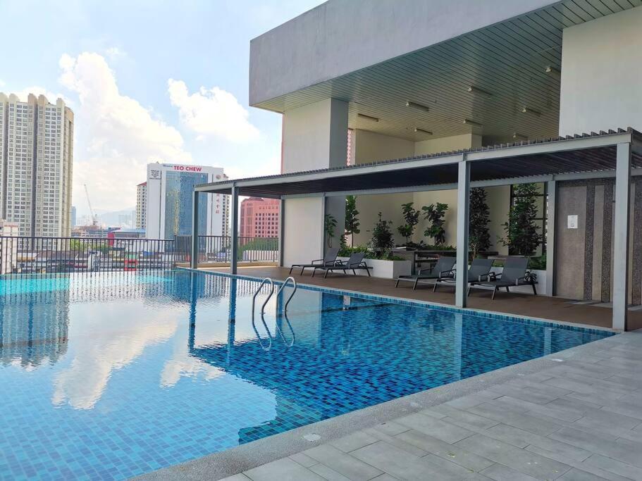 Chambers A Studio Flat, KLCC & KL Tower ,view in City