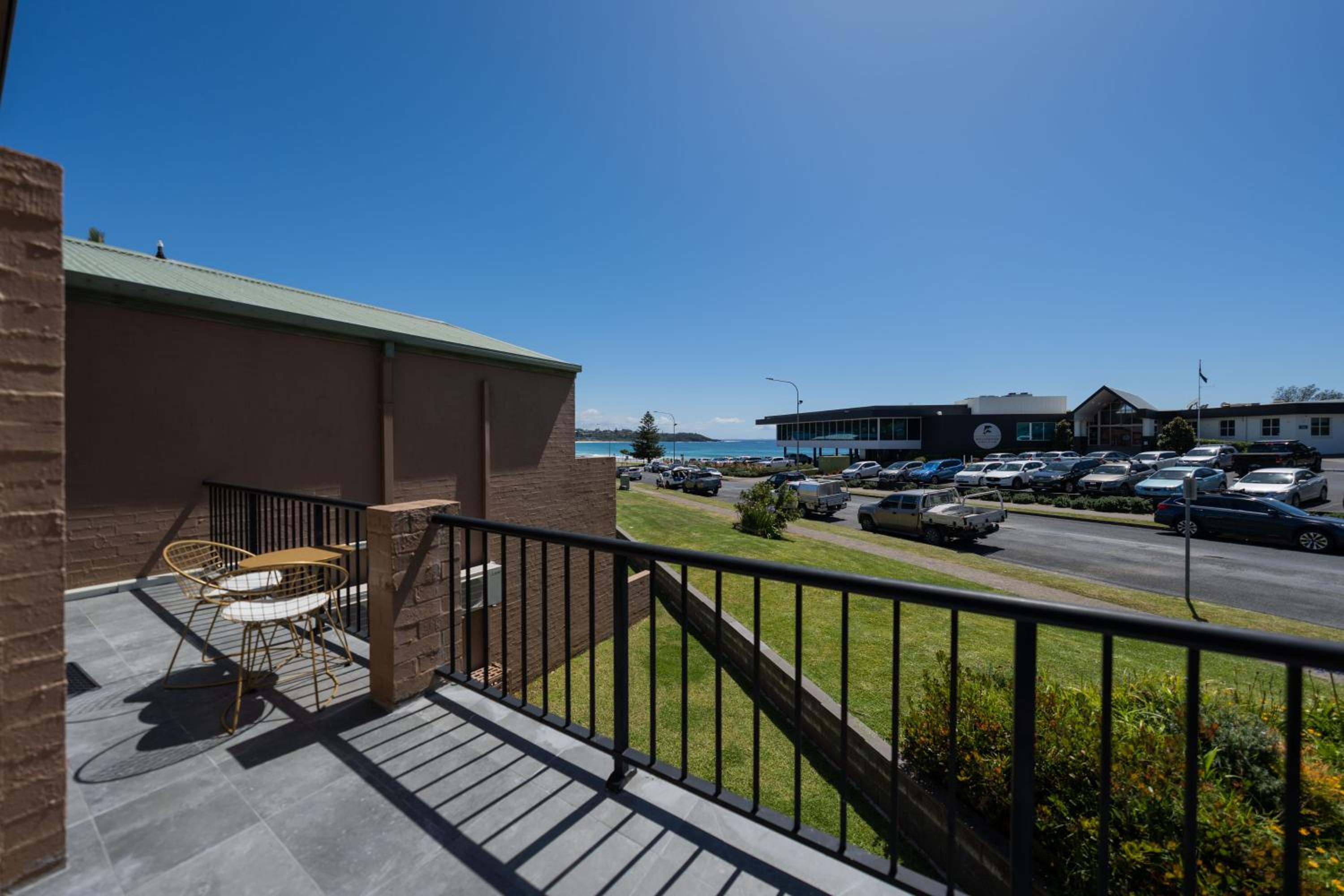 Mollymook Shores