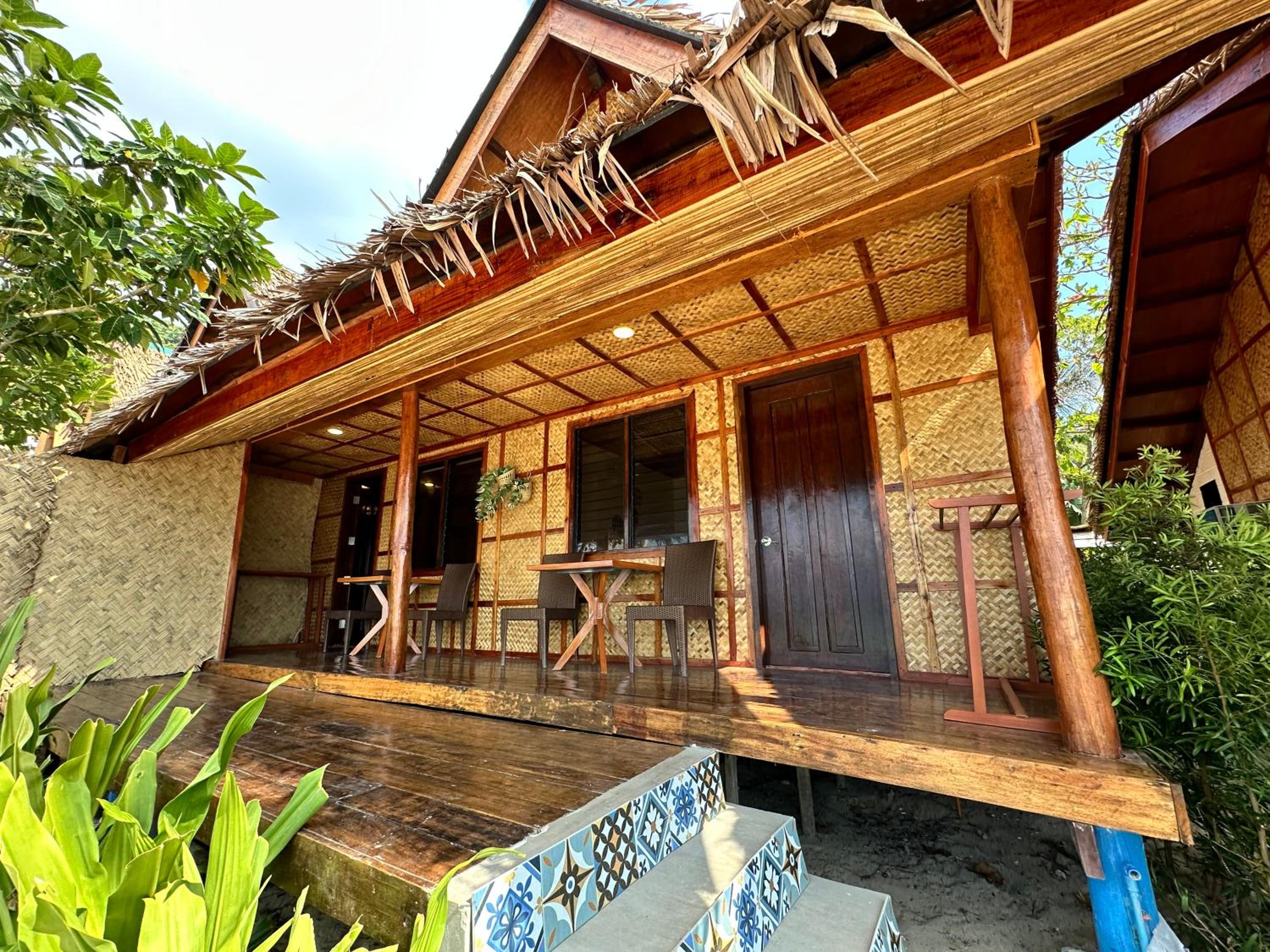 Beach Huts El Nido view 2