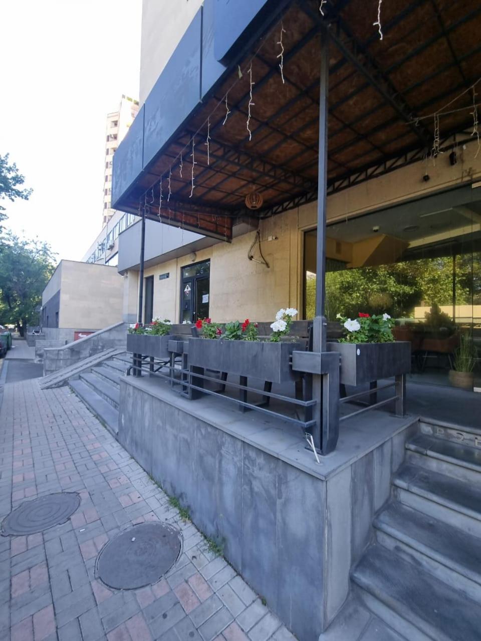 City Centre Apartment Vardananc