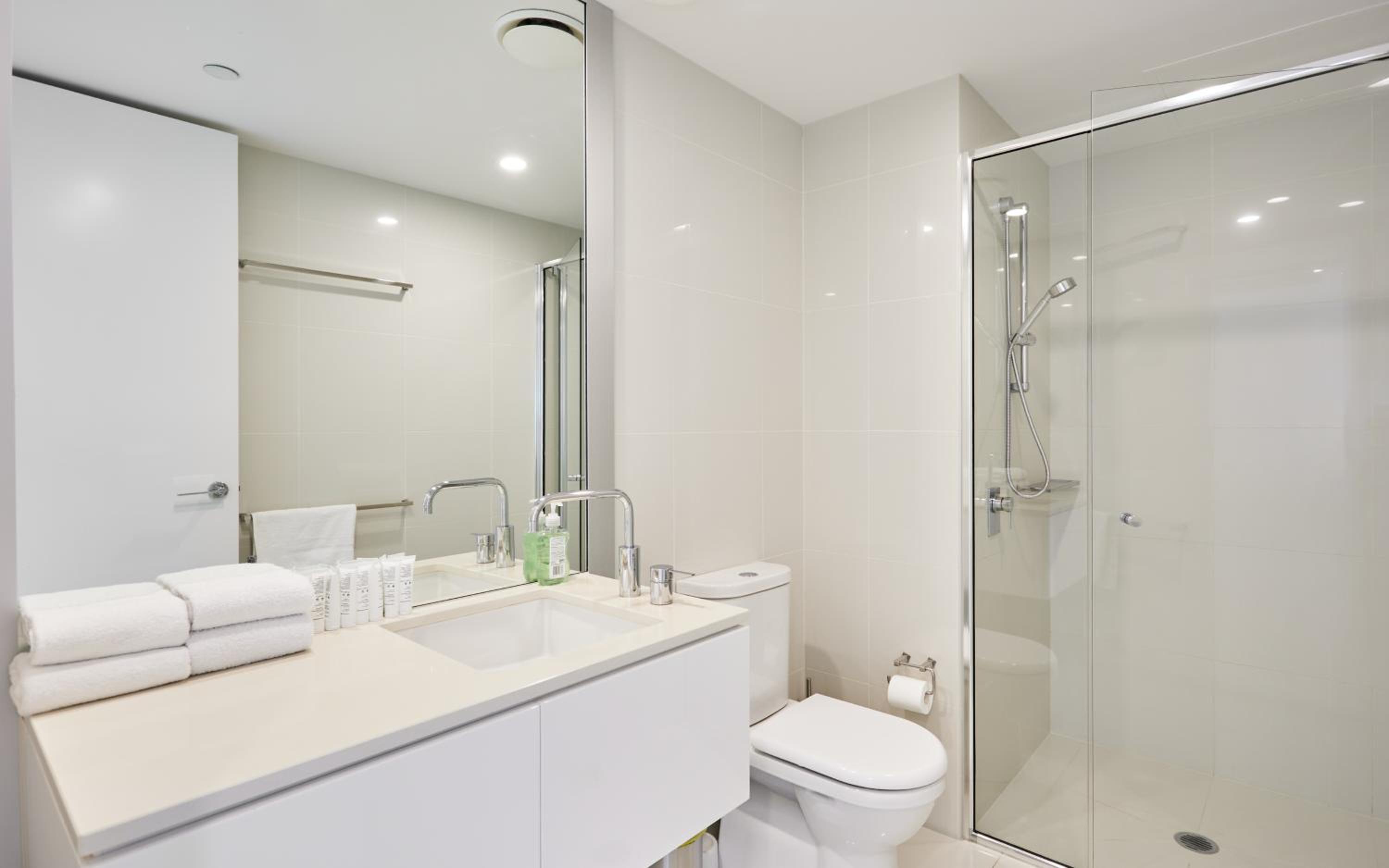 Serain Residences on 9 Hamilton Avenue