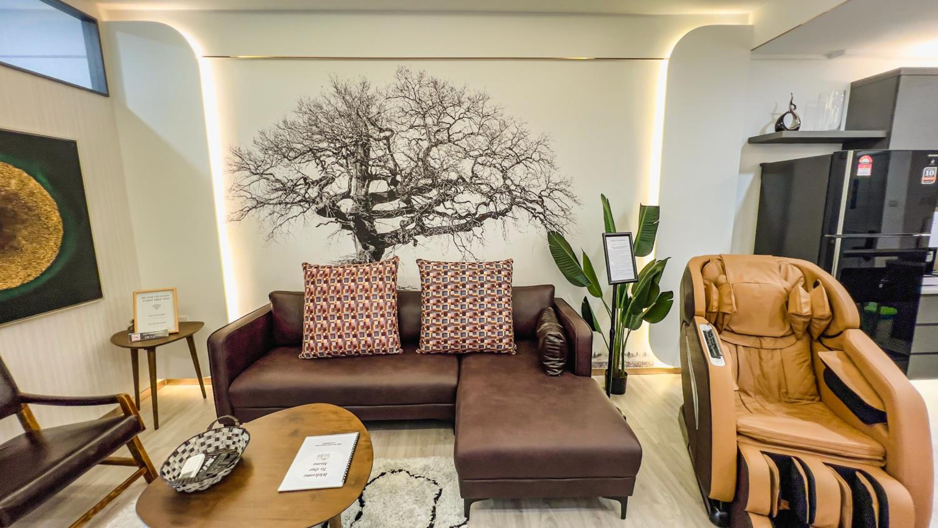 Cozy Comfy Designer Home Mount Austin JB 5 Pax