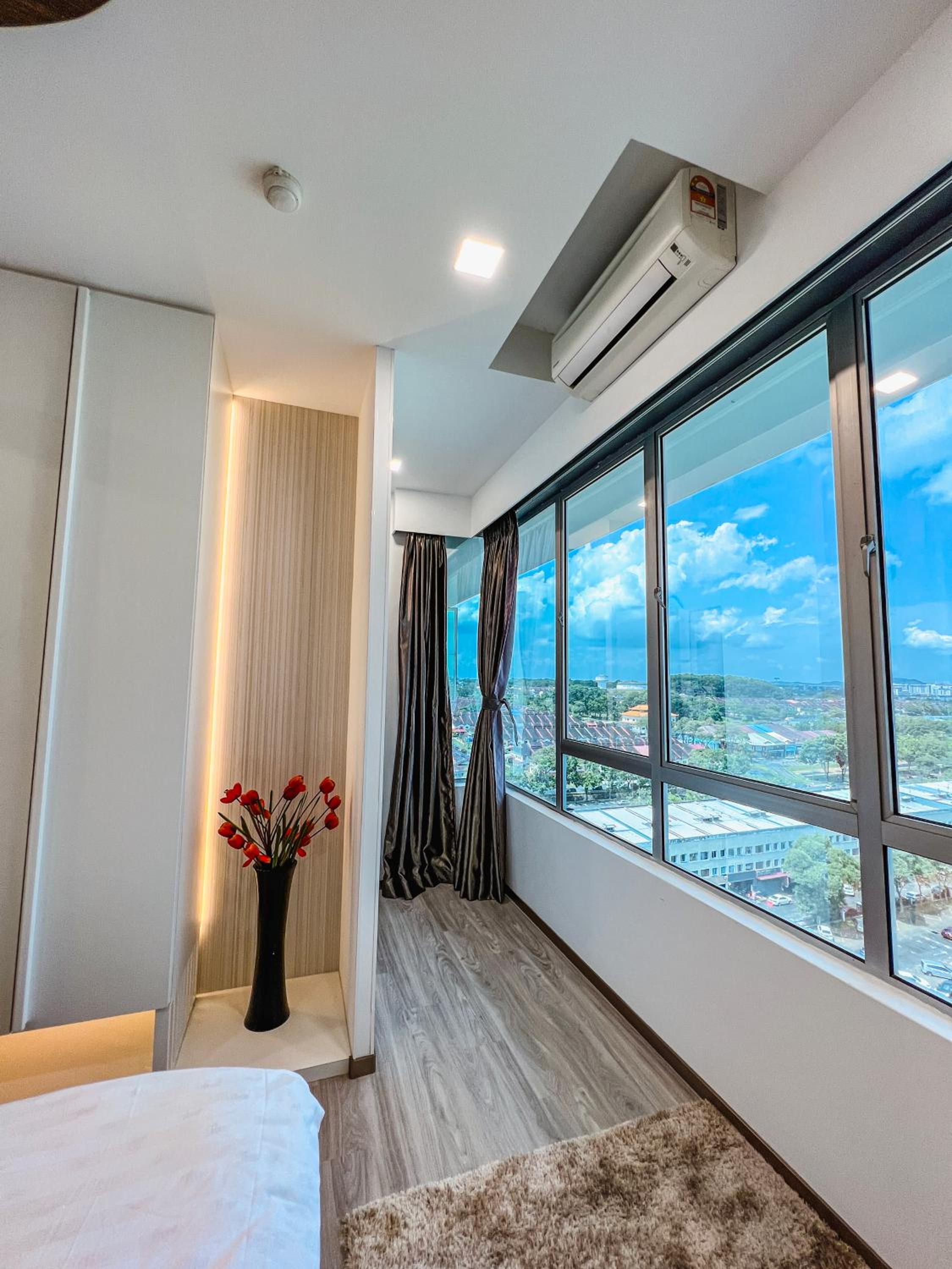 Cozy Comfy Designer Home Mount Austin JB 5 Pax