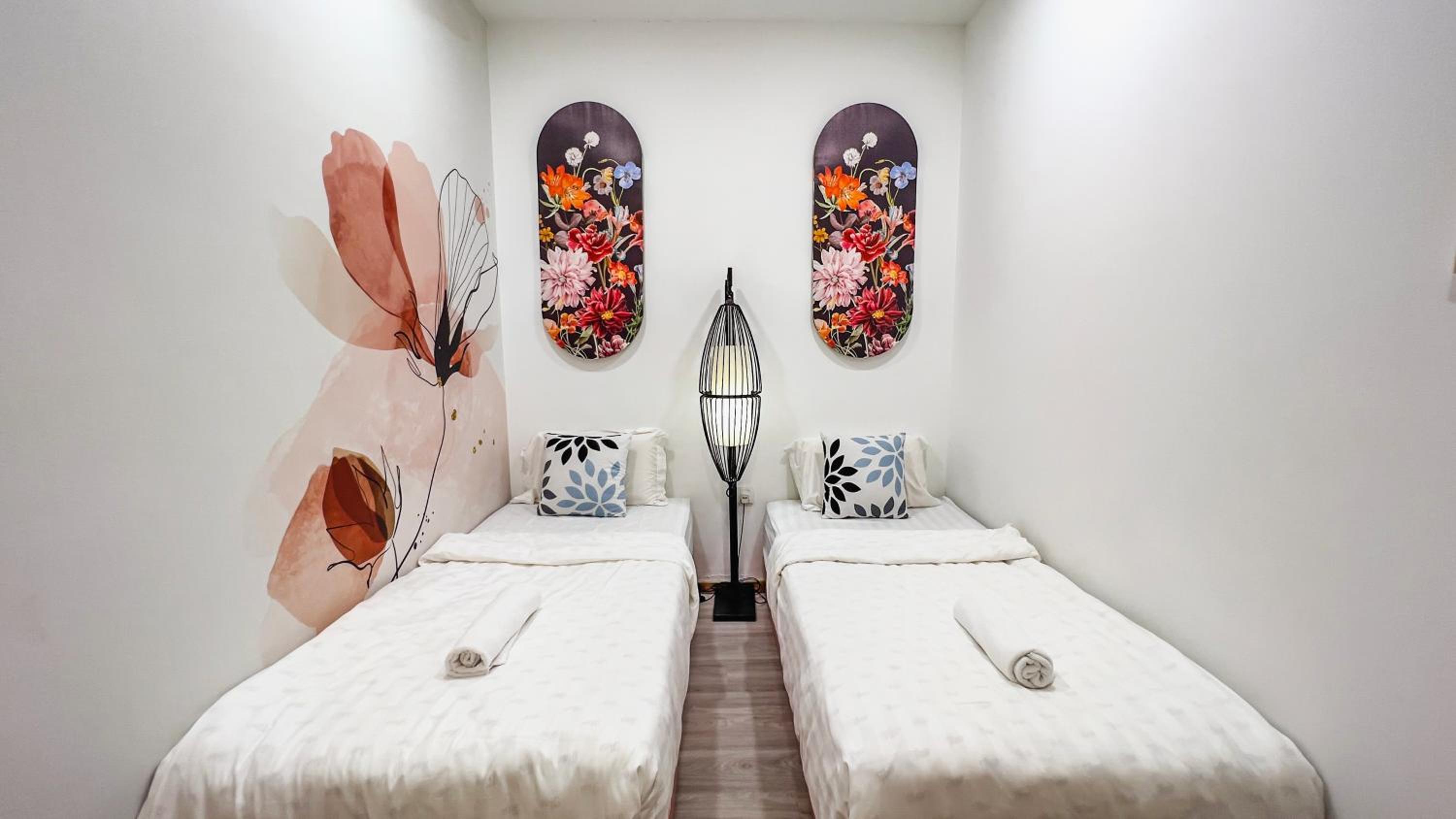 Cozy Comfy Designer Home Mount Austin JB 5 Pax