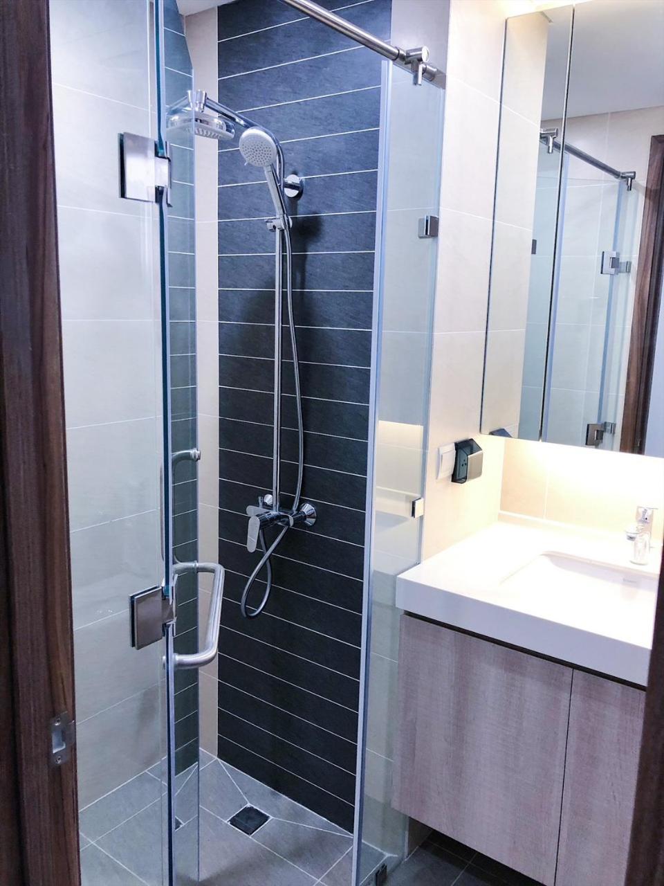 Zhome - 1,2,3 BR apartment in Ha Do Centrosa - District 10