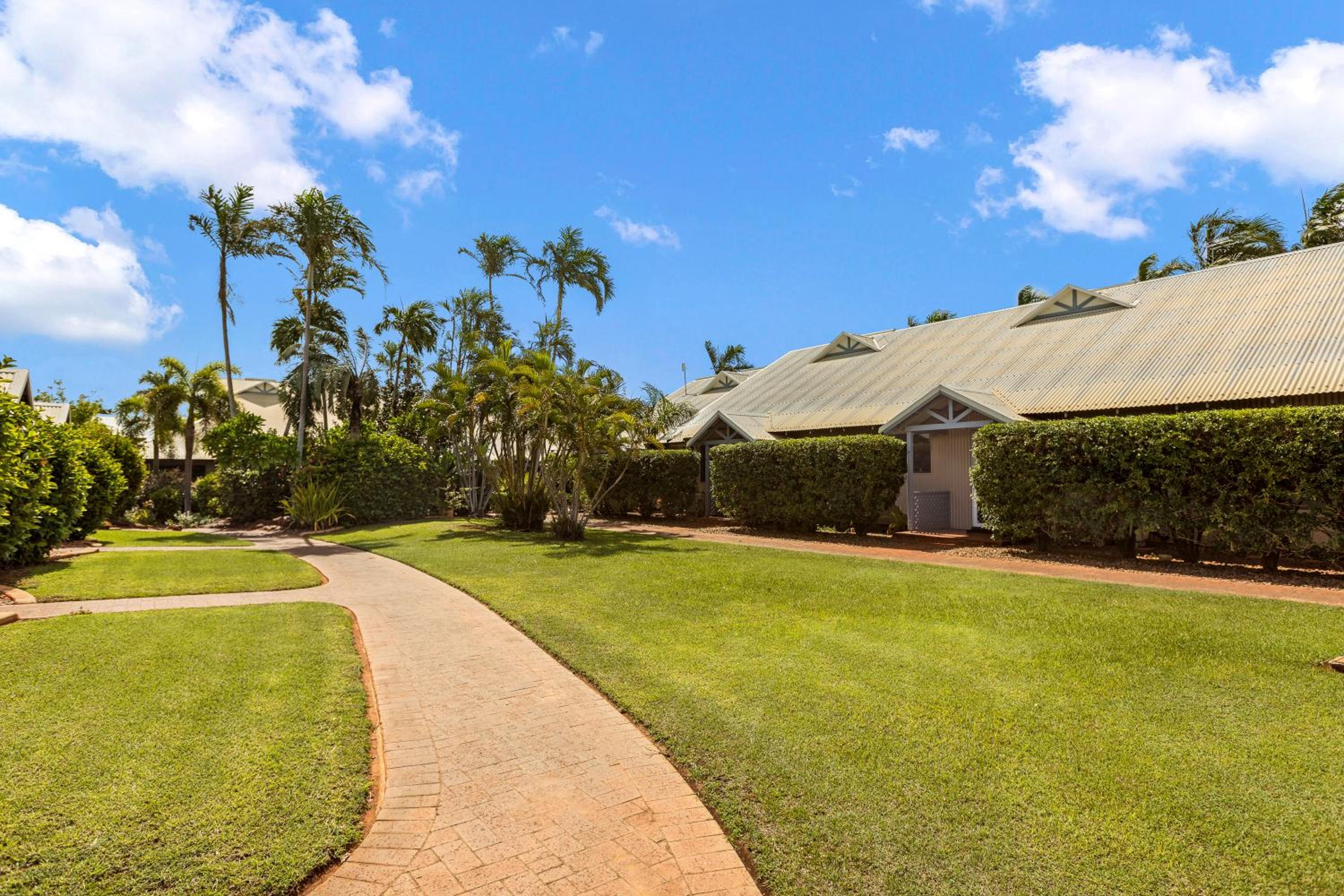 Cable Beach Apartments