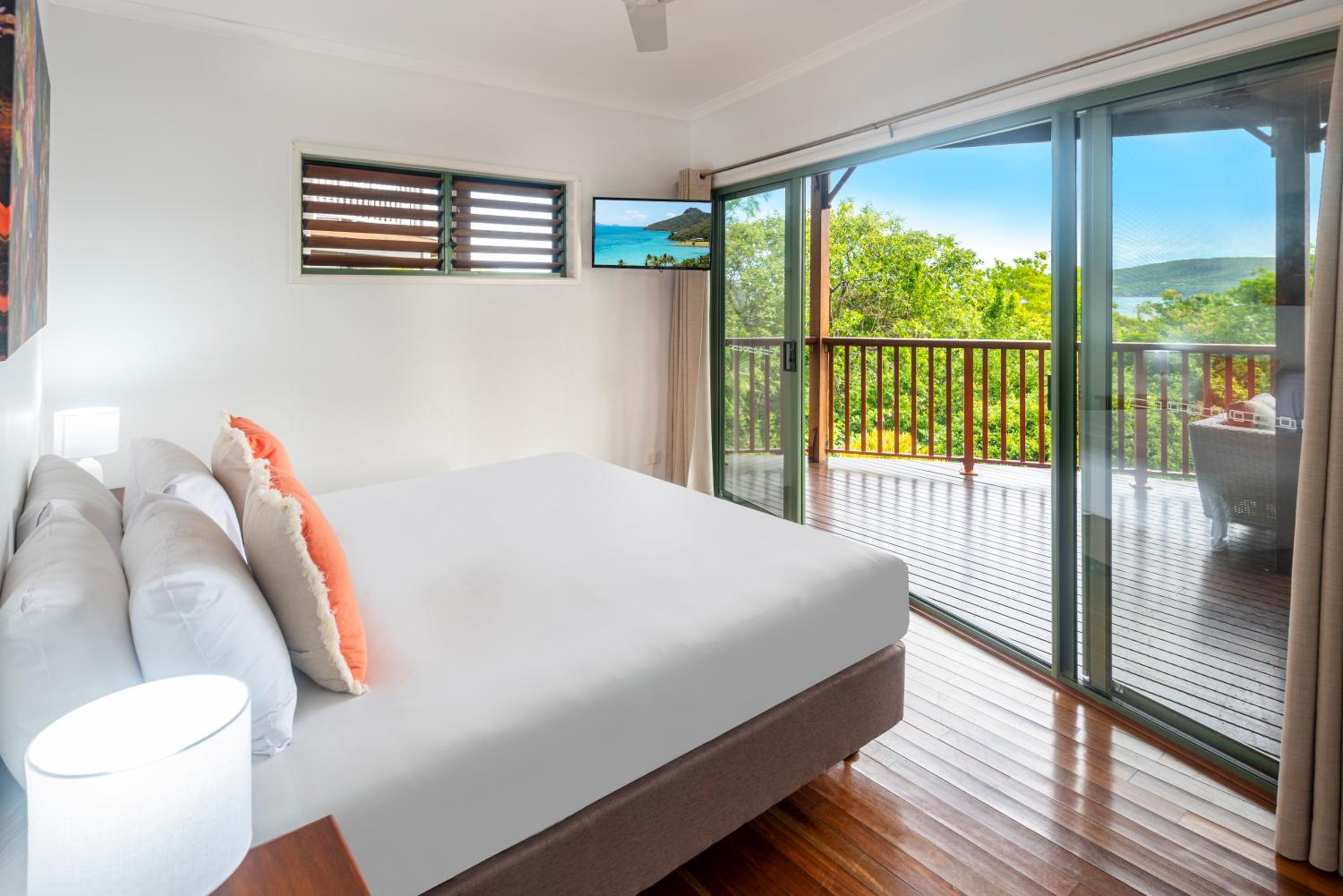 Casuarina Cove on Hamilton Island by HIHA