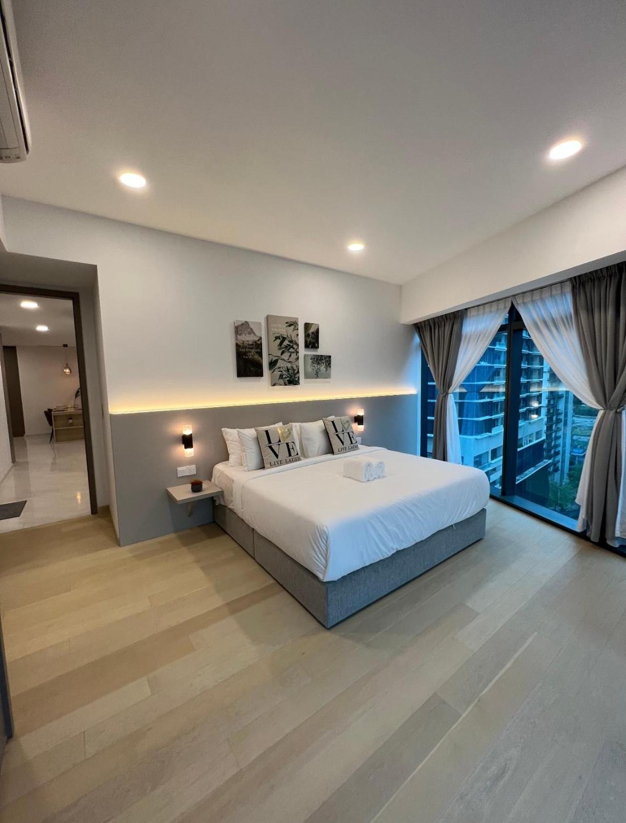 Eaton Residence KLCC By HM Costa Doro