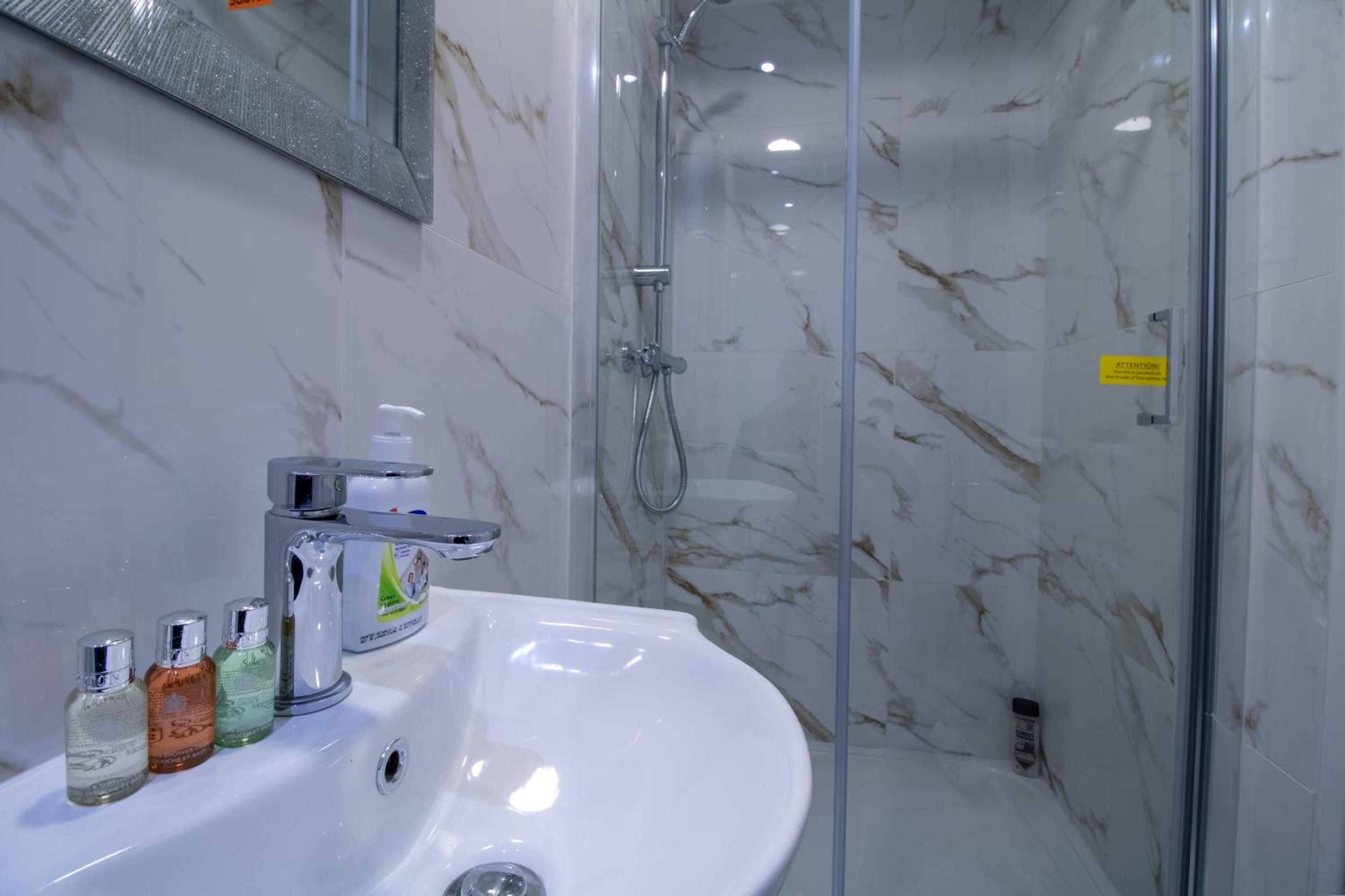 Luxurious Apartments on Oxford Street