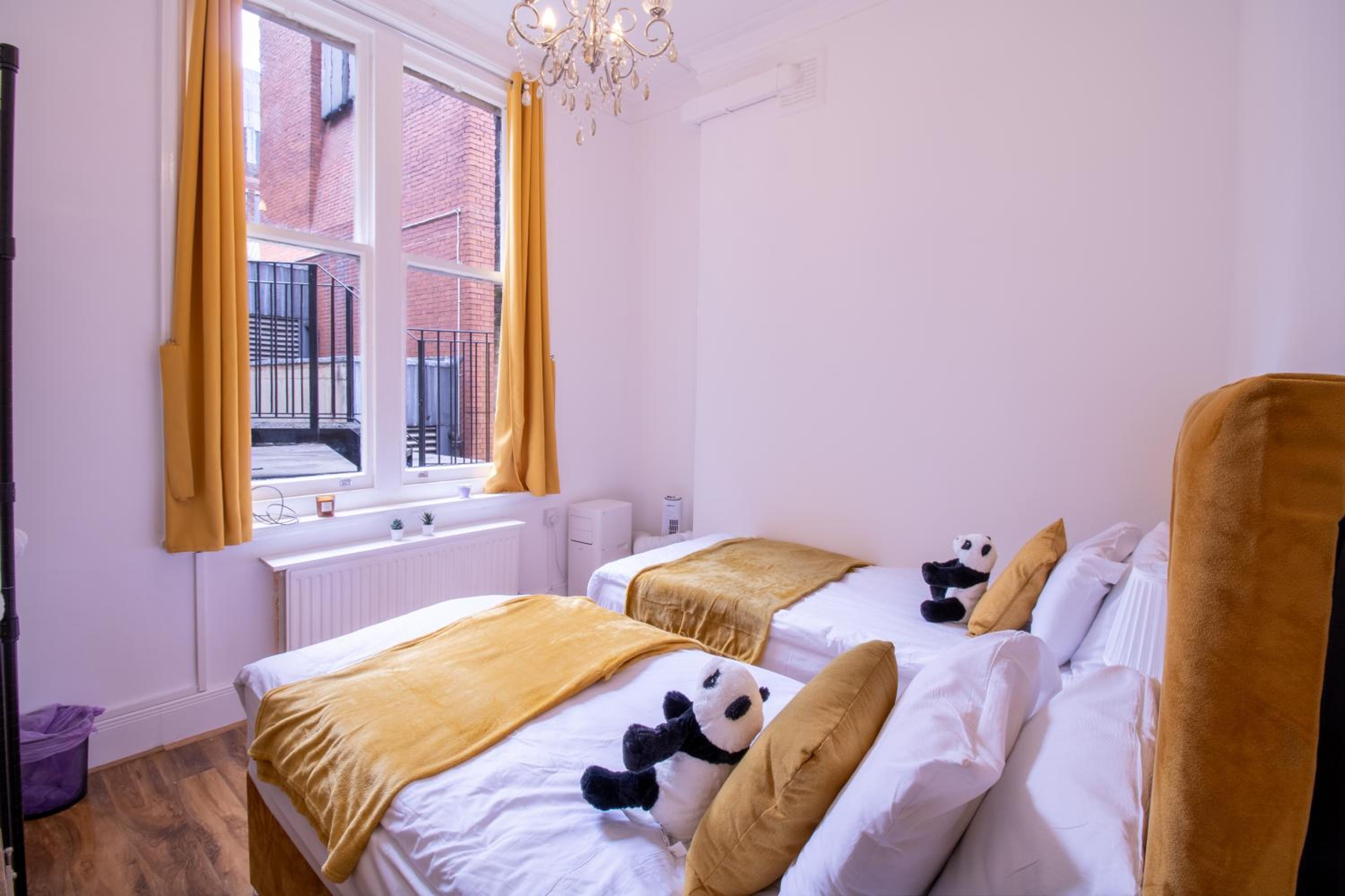 Luxurious Apartments on Oxford Street