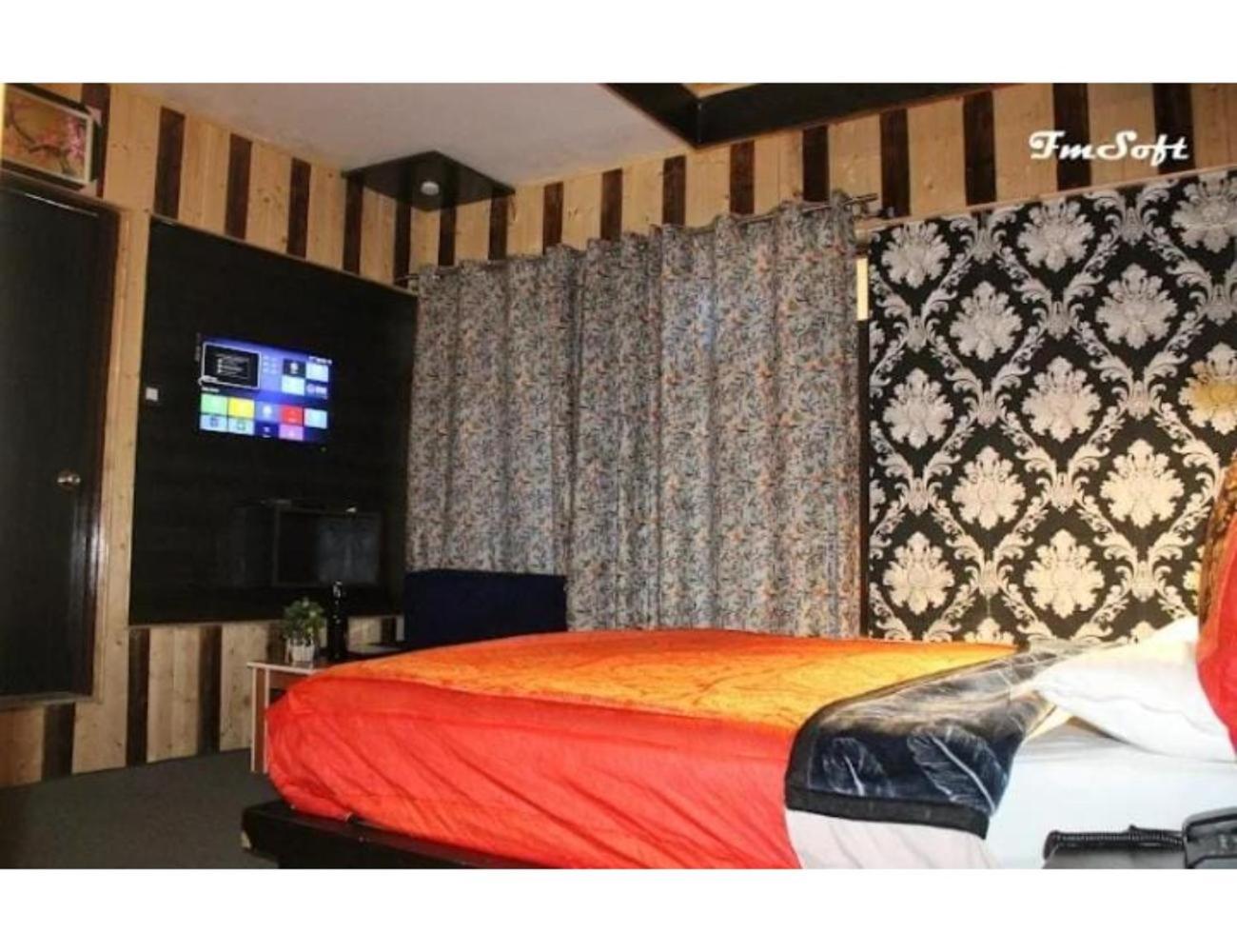 Hotel Diamond Star, Pahalgam view 5