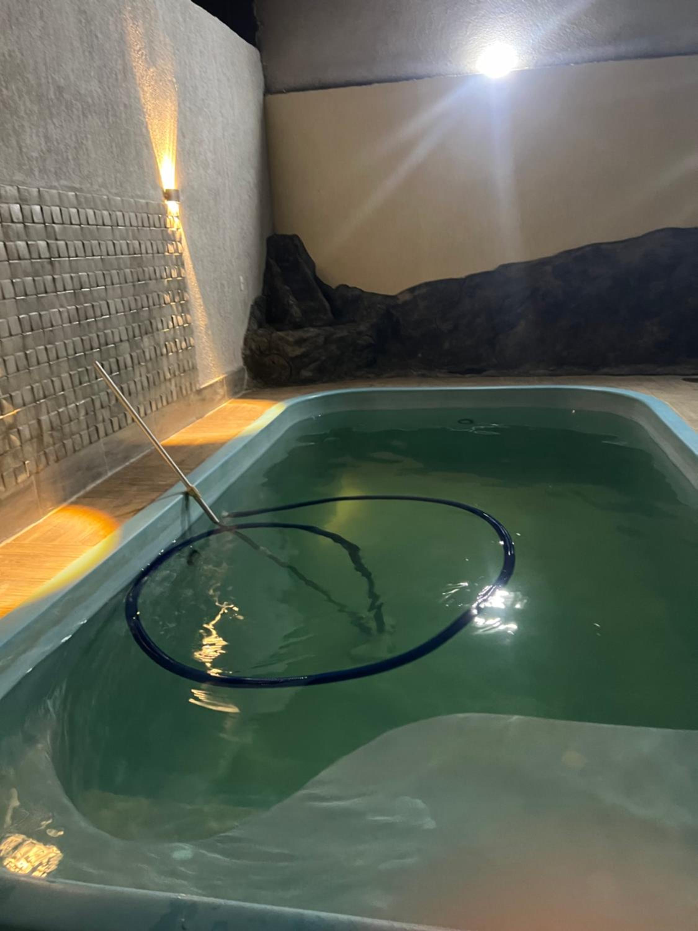 Casa grande com piscina