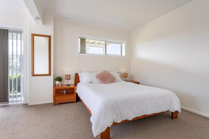 Your home in Cockle Bay view 2