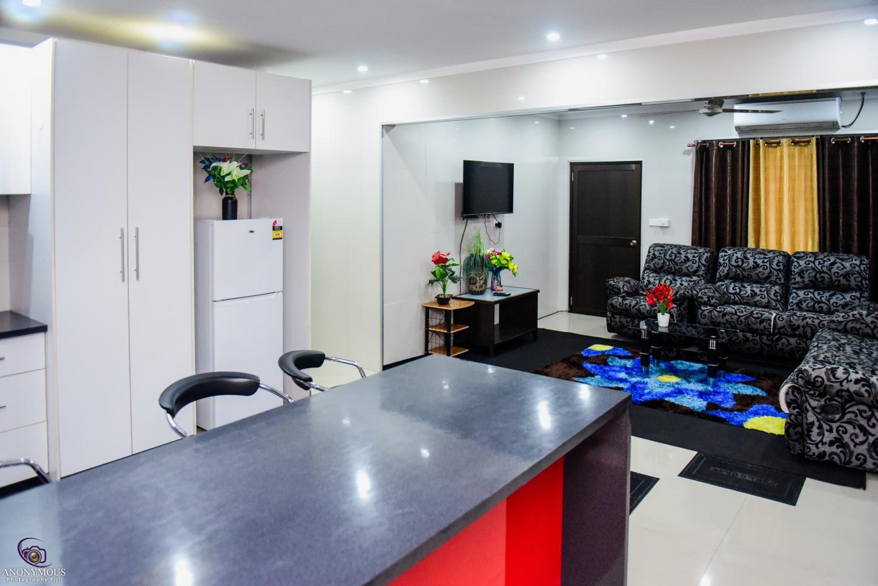 Shashi's Villa & Luxurious Apartments - view 21