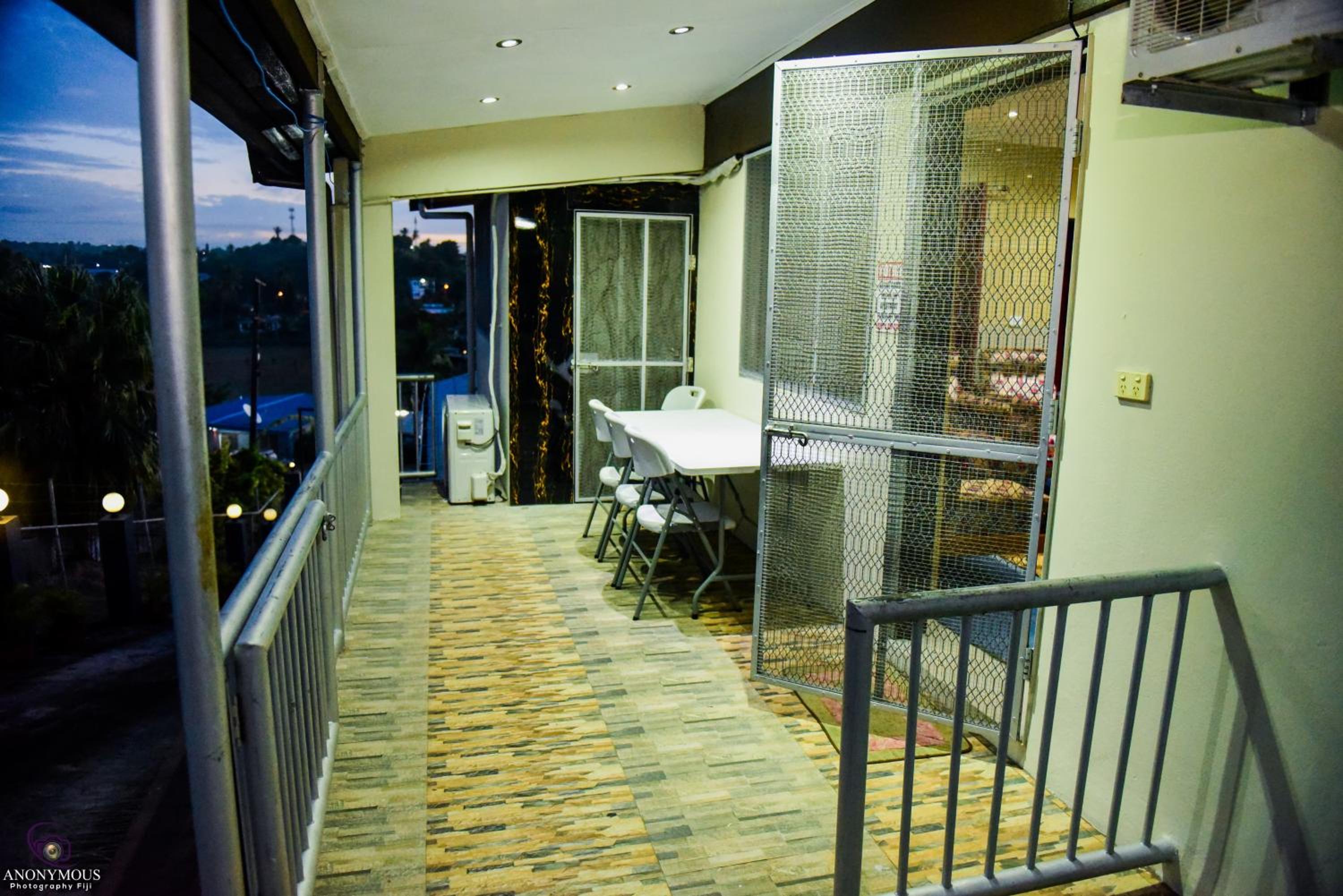 Shashi's Villa & Luxurious Apartments - view 3