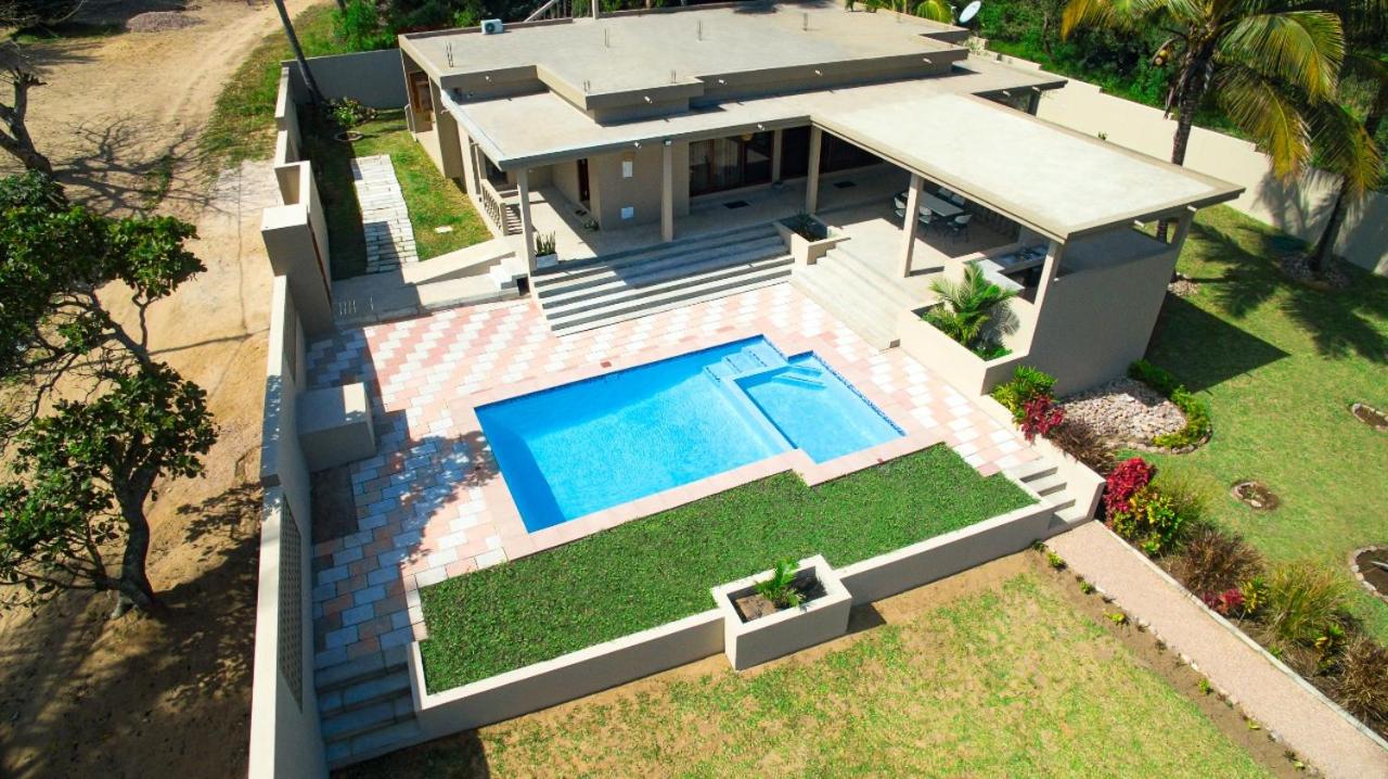 Bilene beige beach house view 5