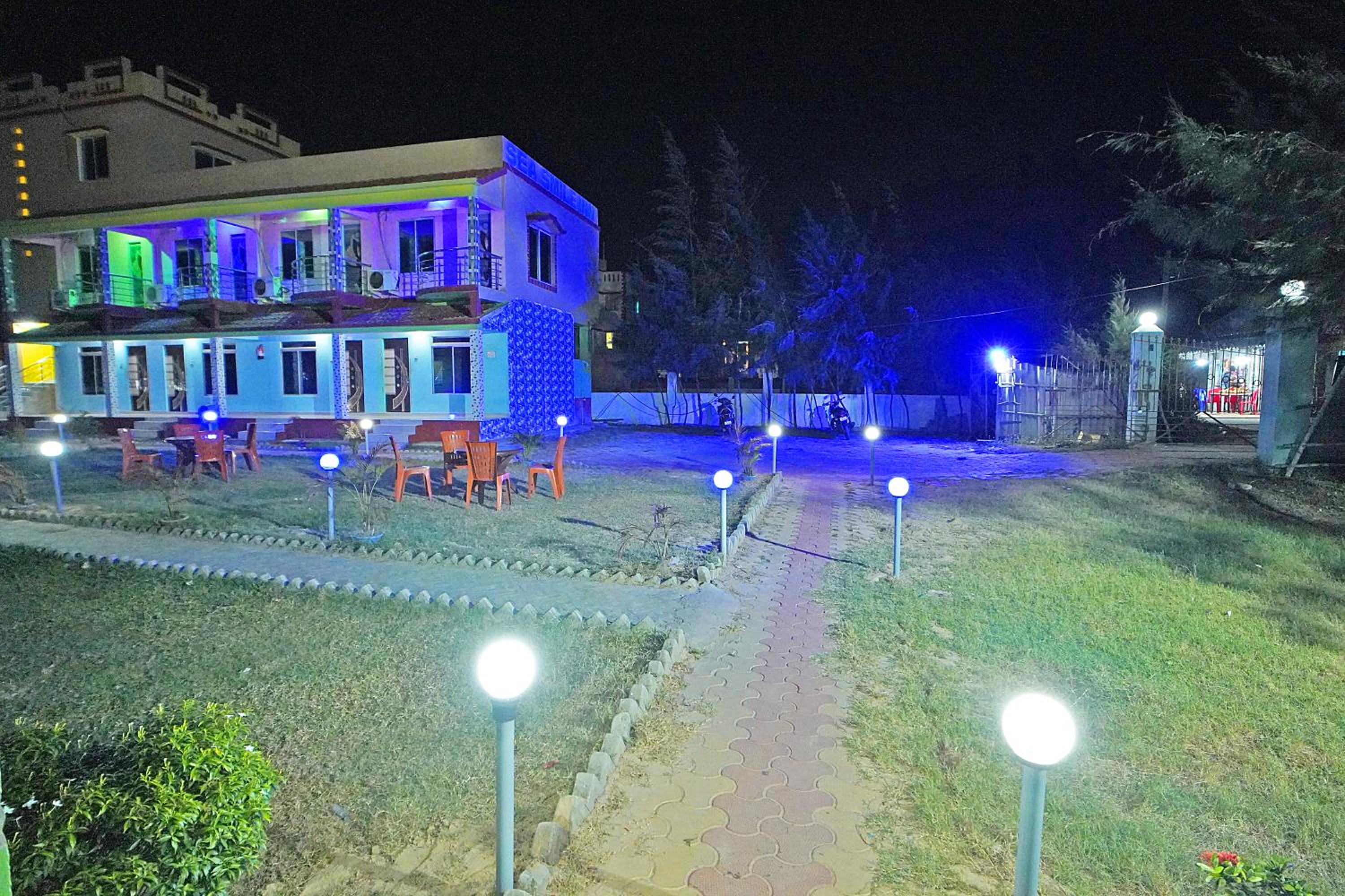 Sea Smile Inn