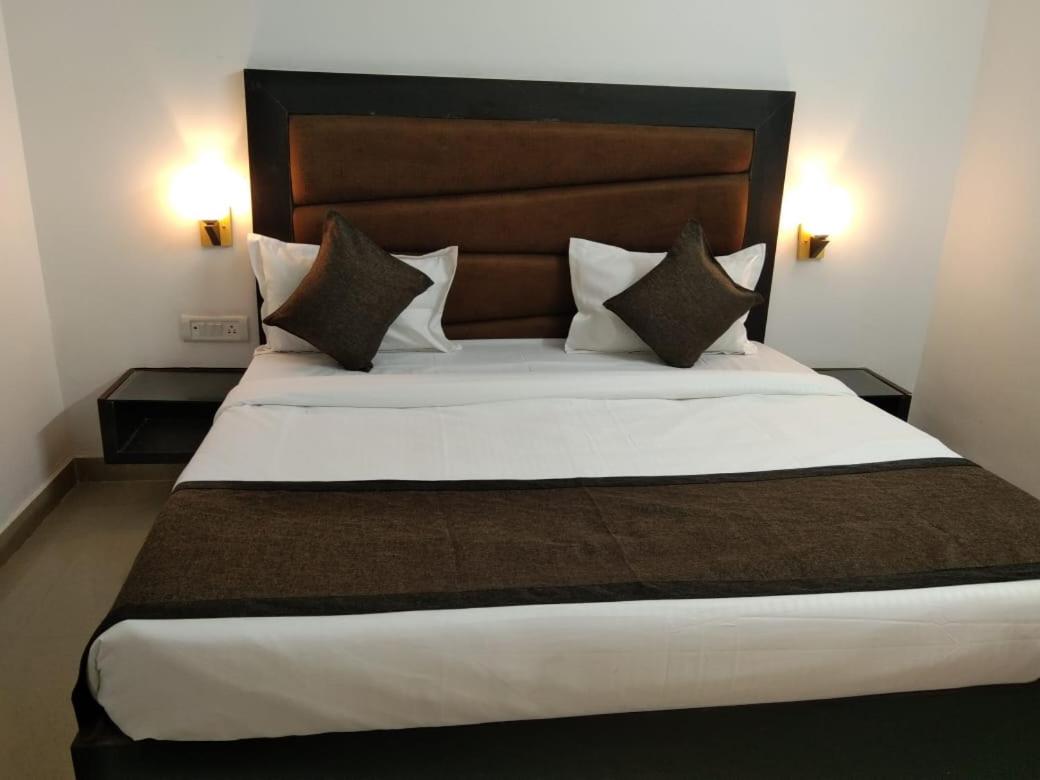Hotel Vaibhav Palace Guest House
