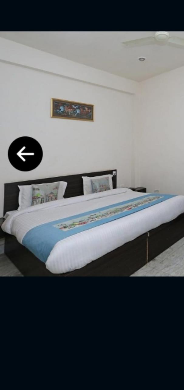 Hotel Vaibhav Palace Guest House