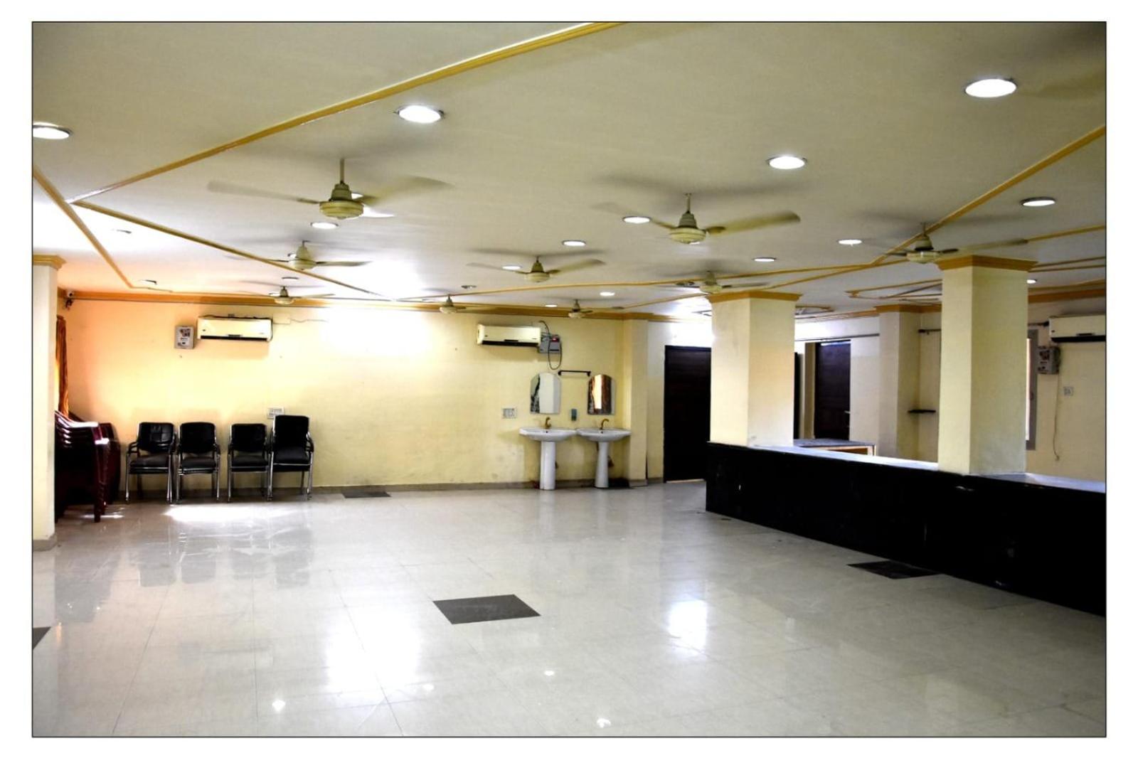 Hotel Vaibhav Palace Guest House