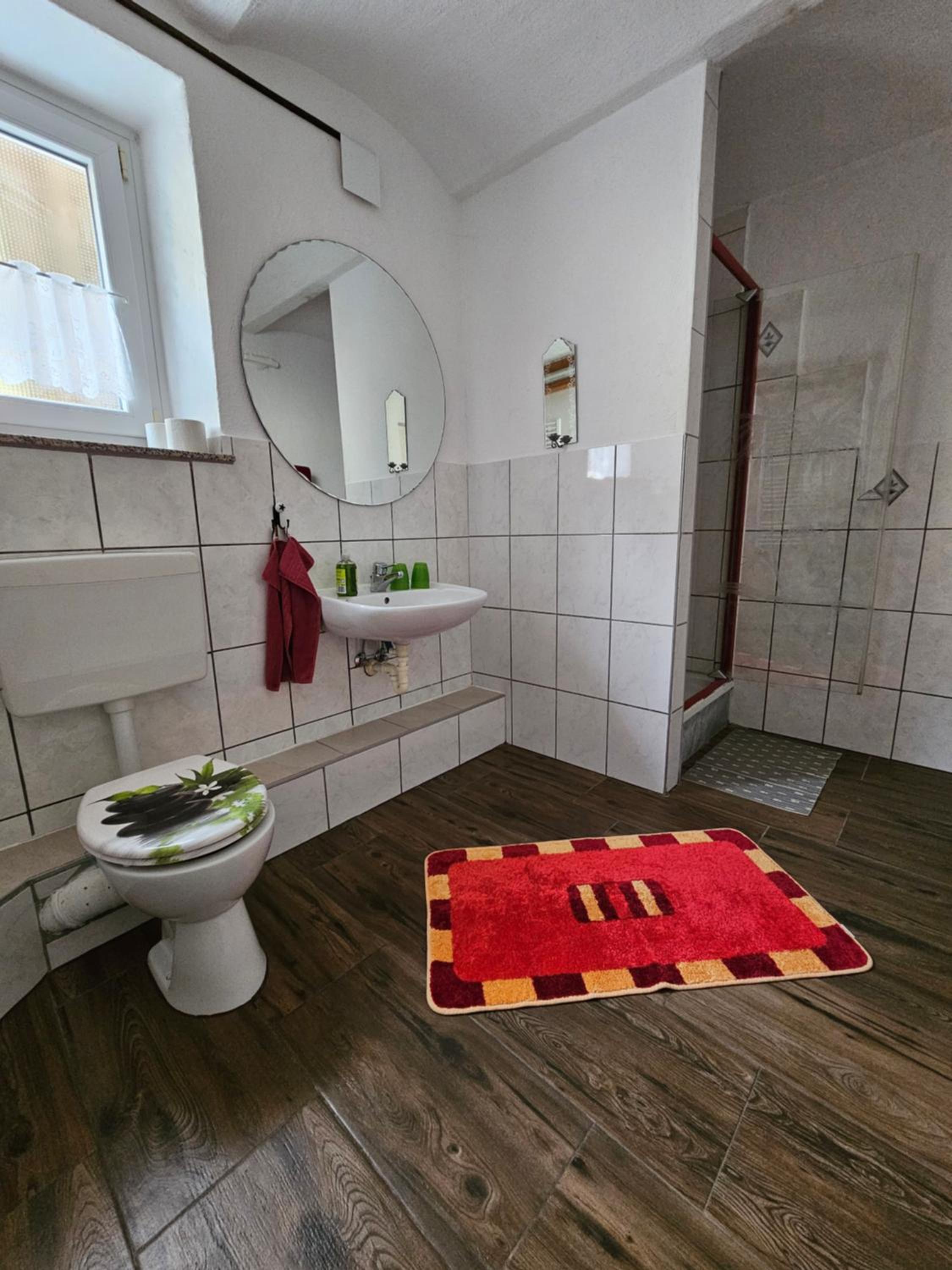 Photo 27