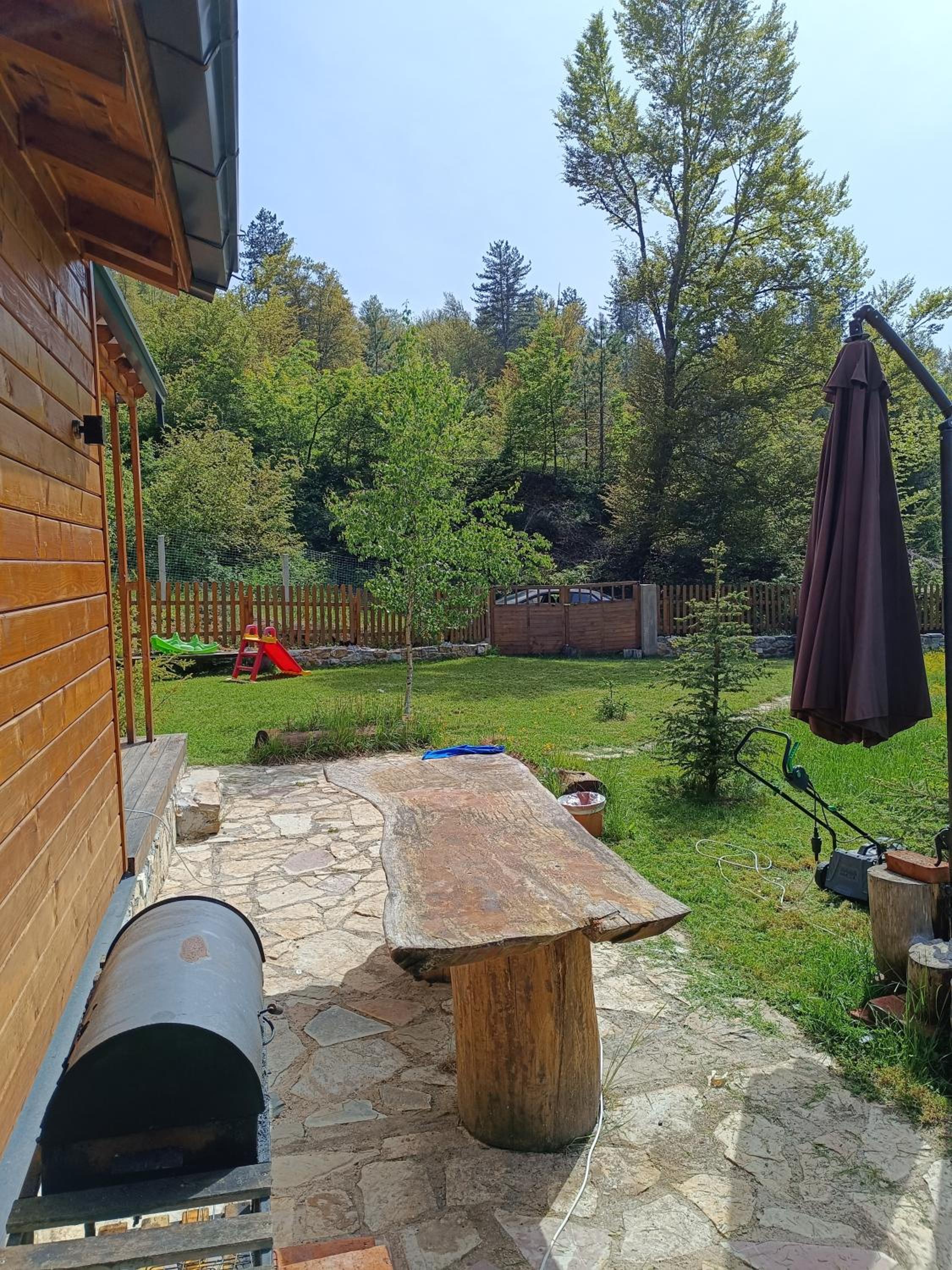 Wooden Mountain Villa