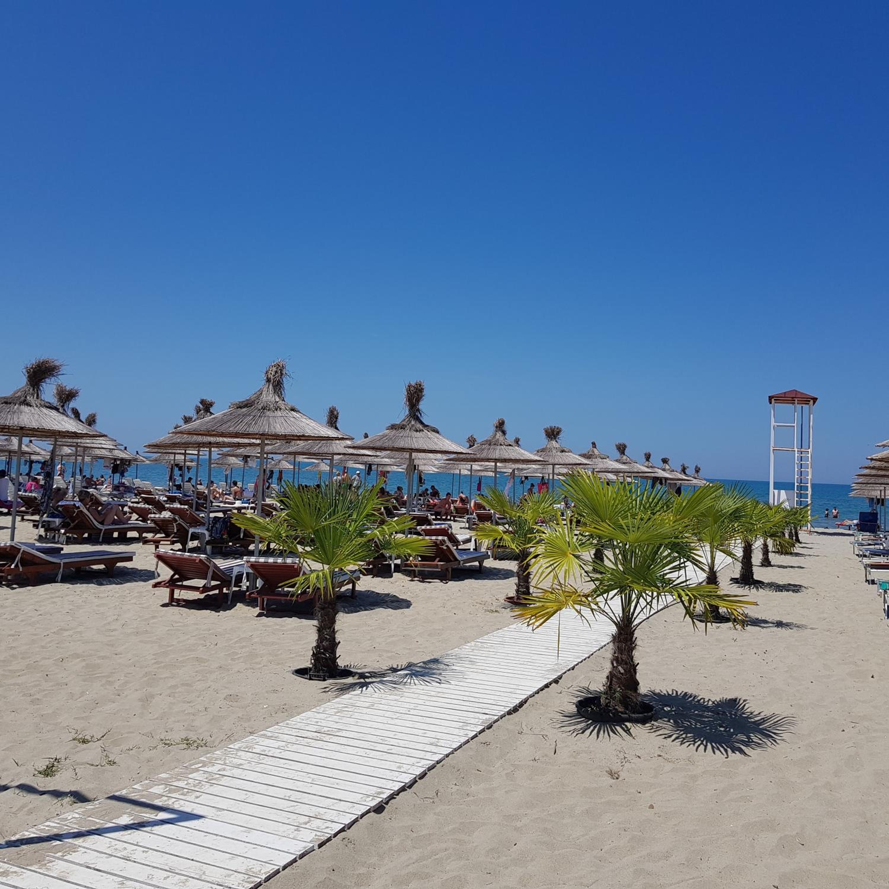 Relax Apartments Golem