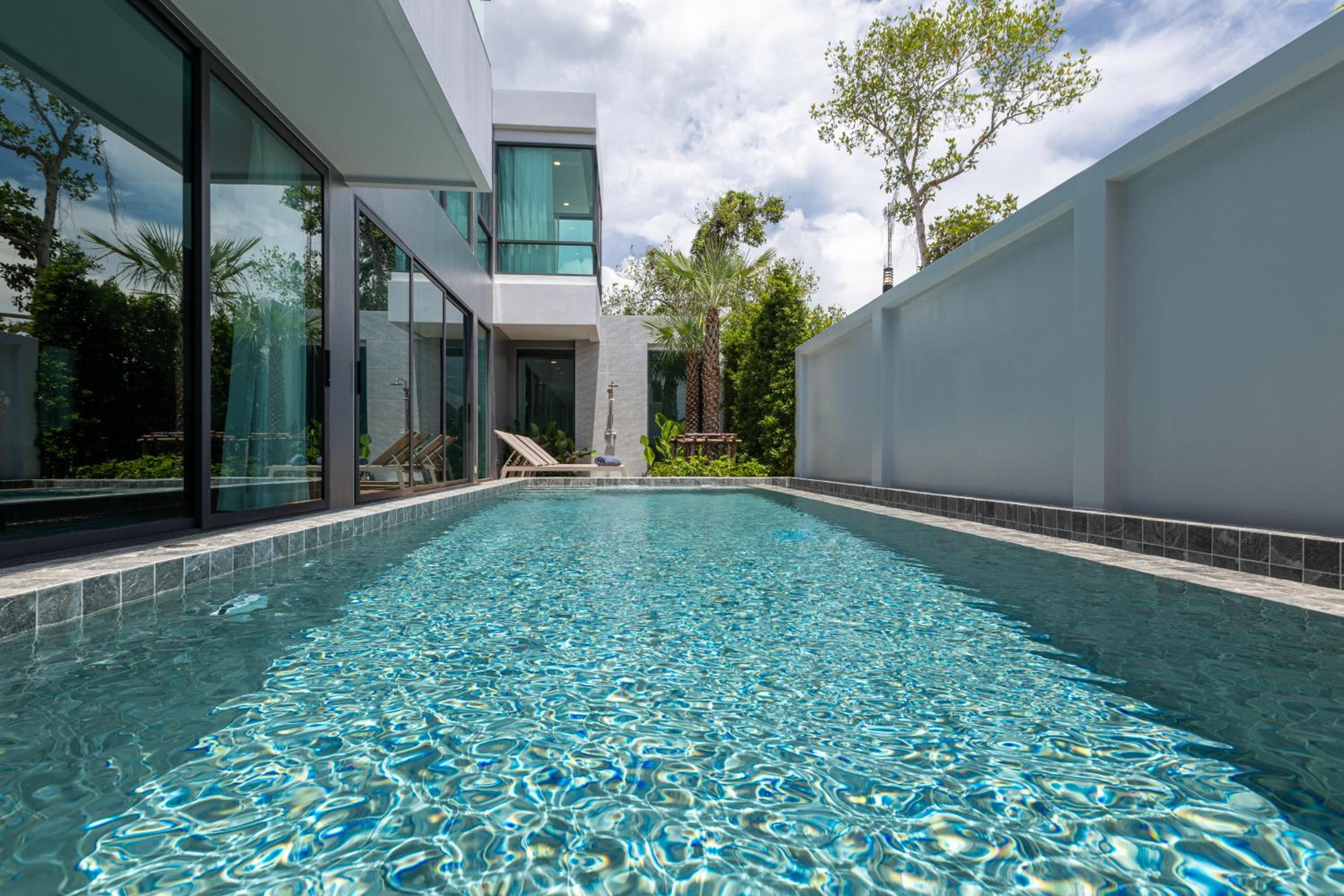 Mandla Villas Collection, Villa Tanya Rawai